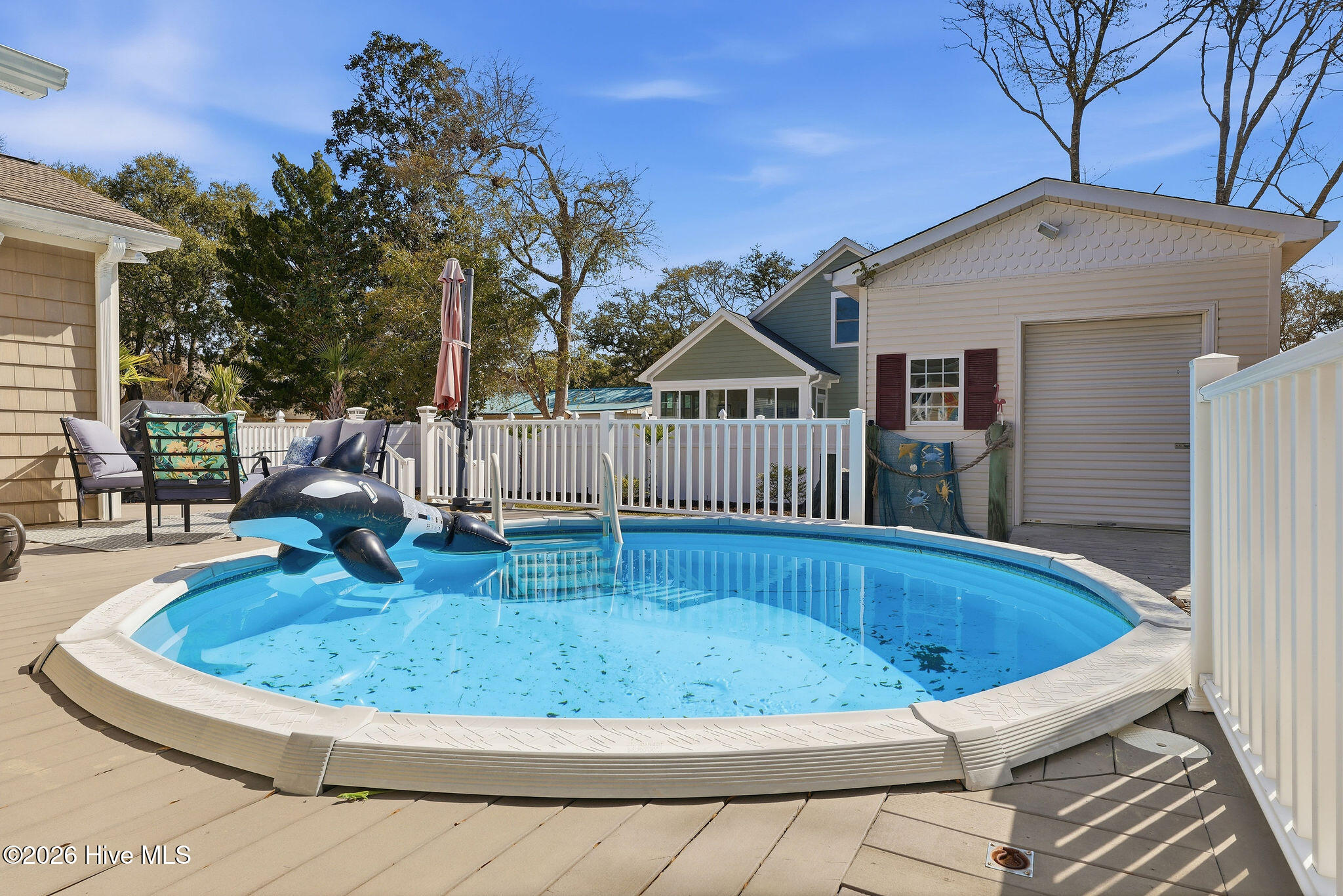 100564748 | Photo 13