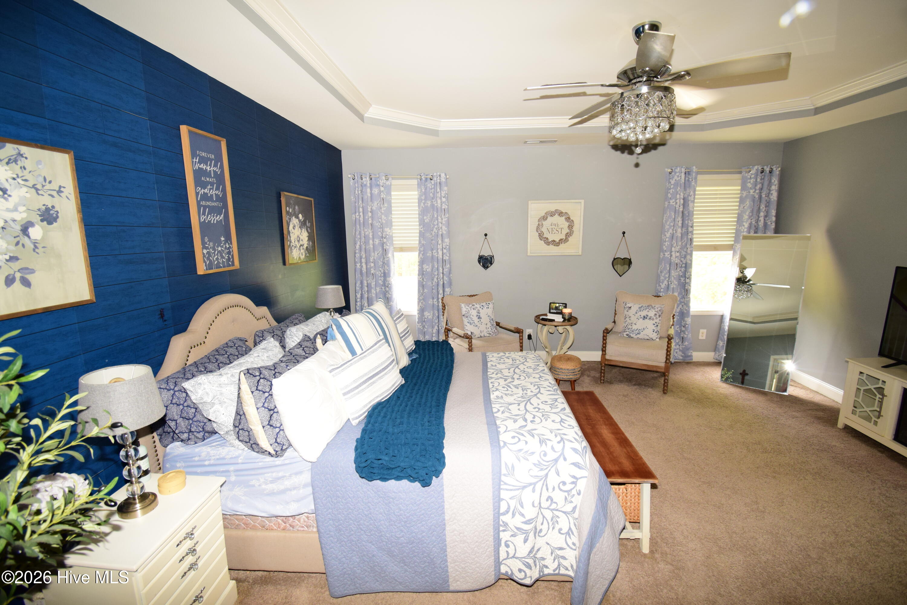 100566647 | Photo 30