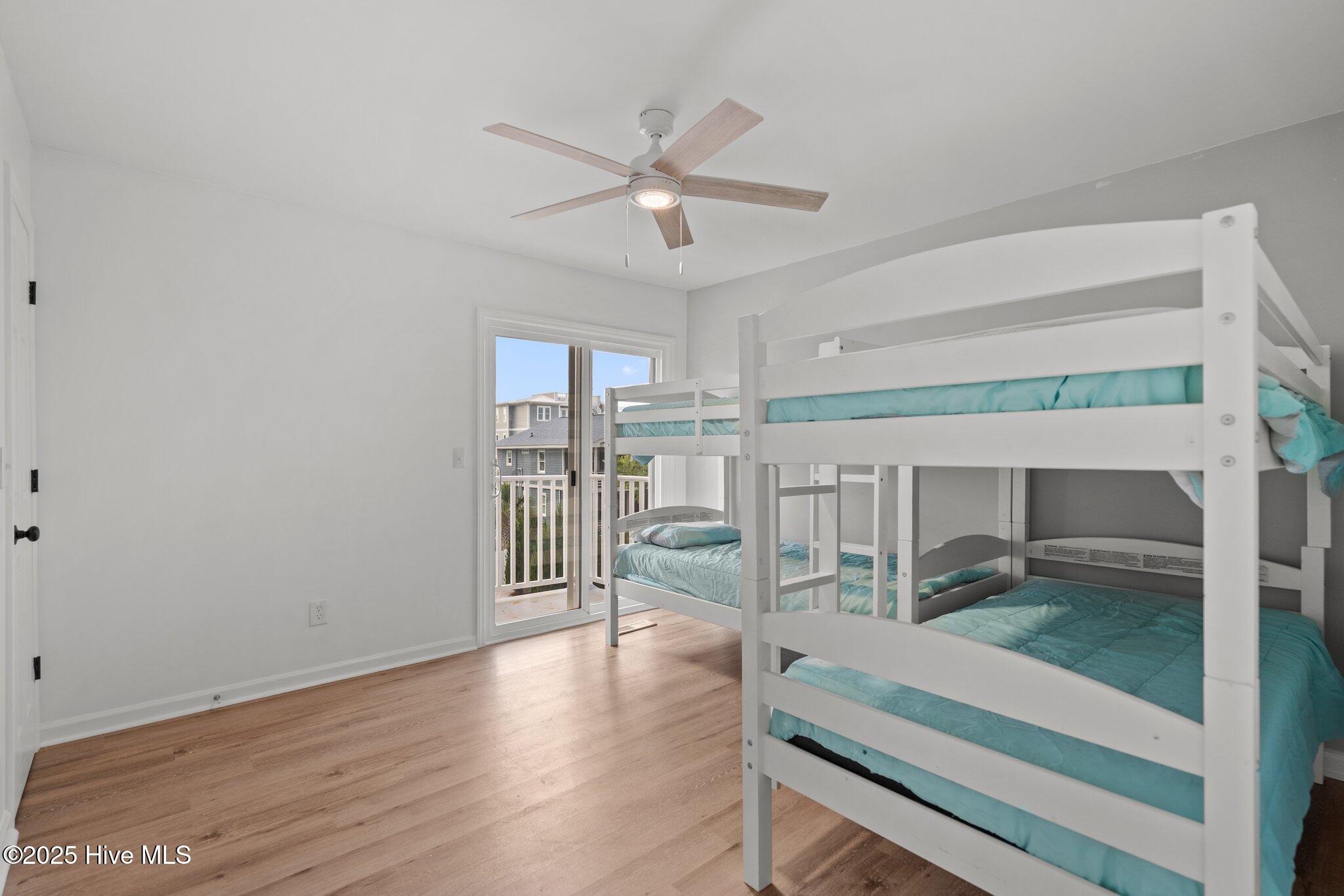 100509298 | Photo 27