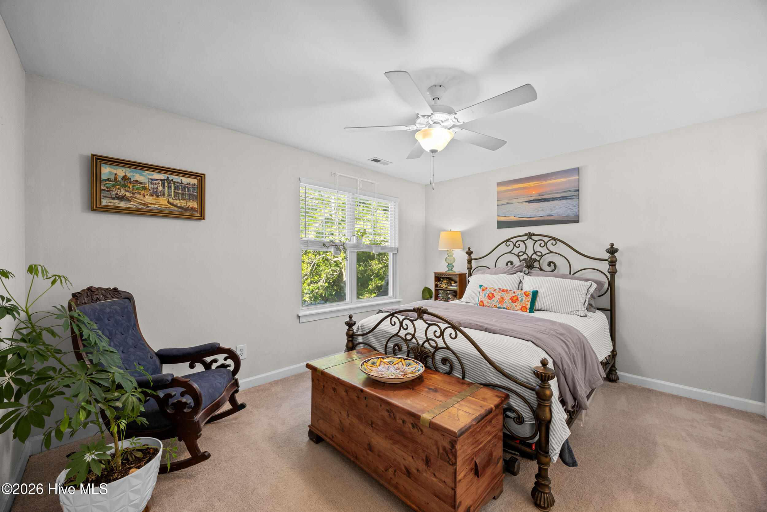 100567438 | Photo 20