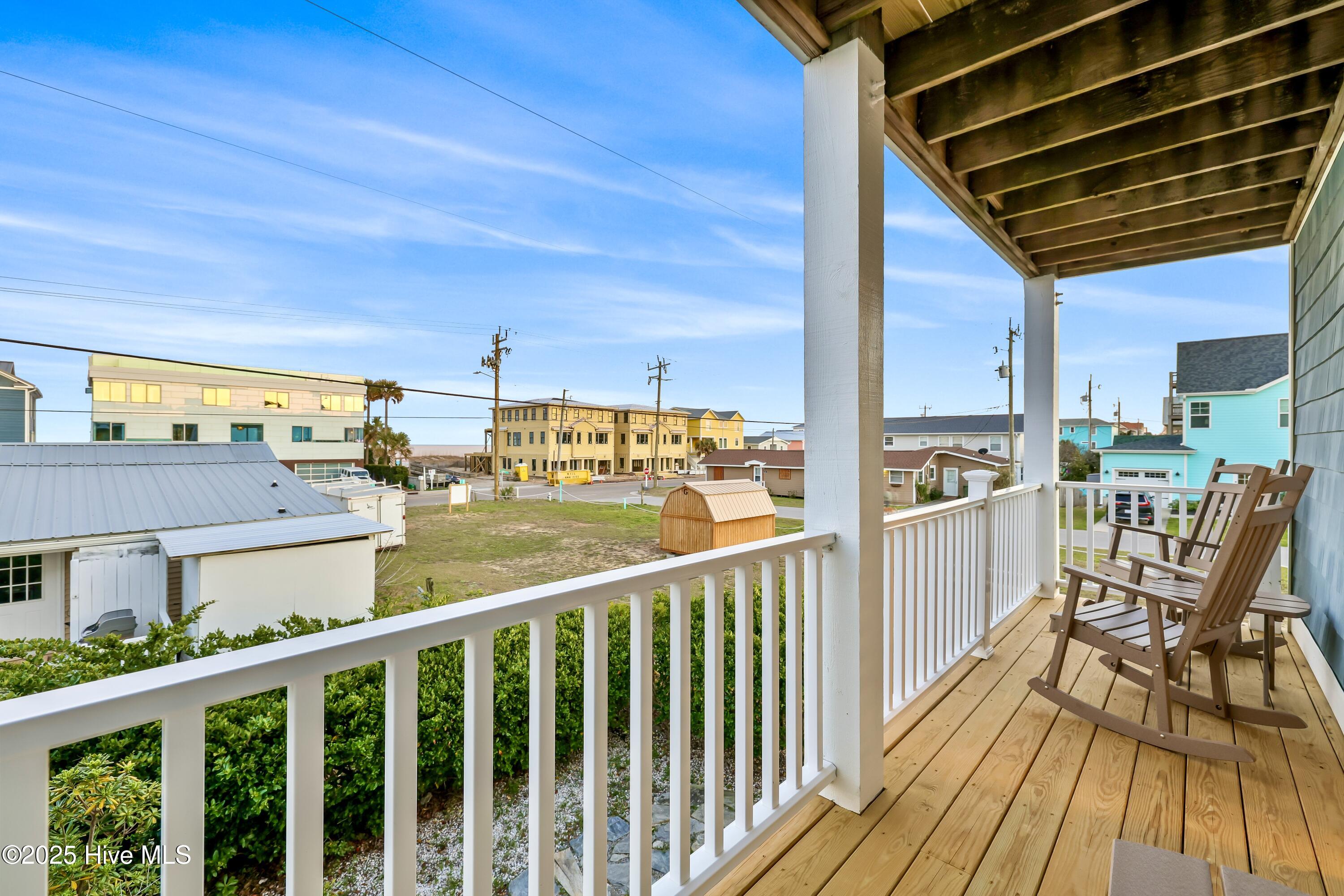 100495853 | Photo 27