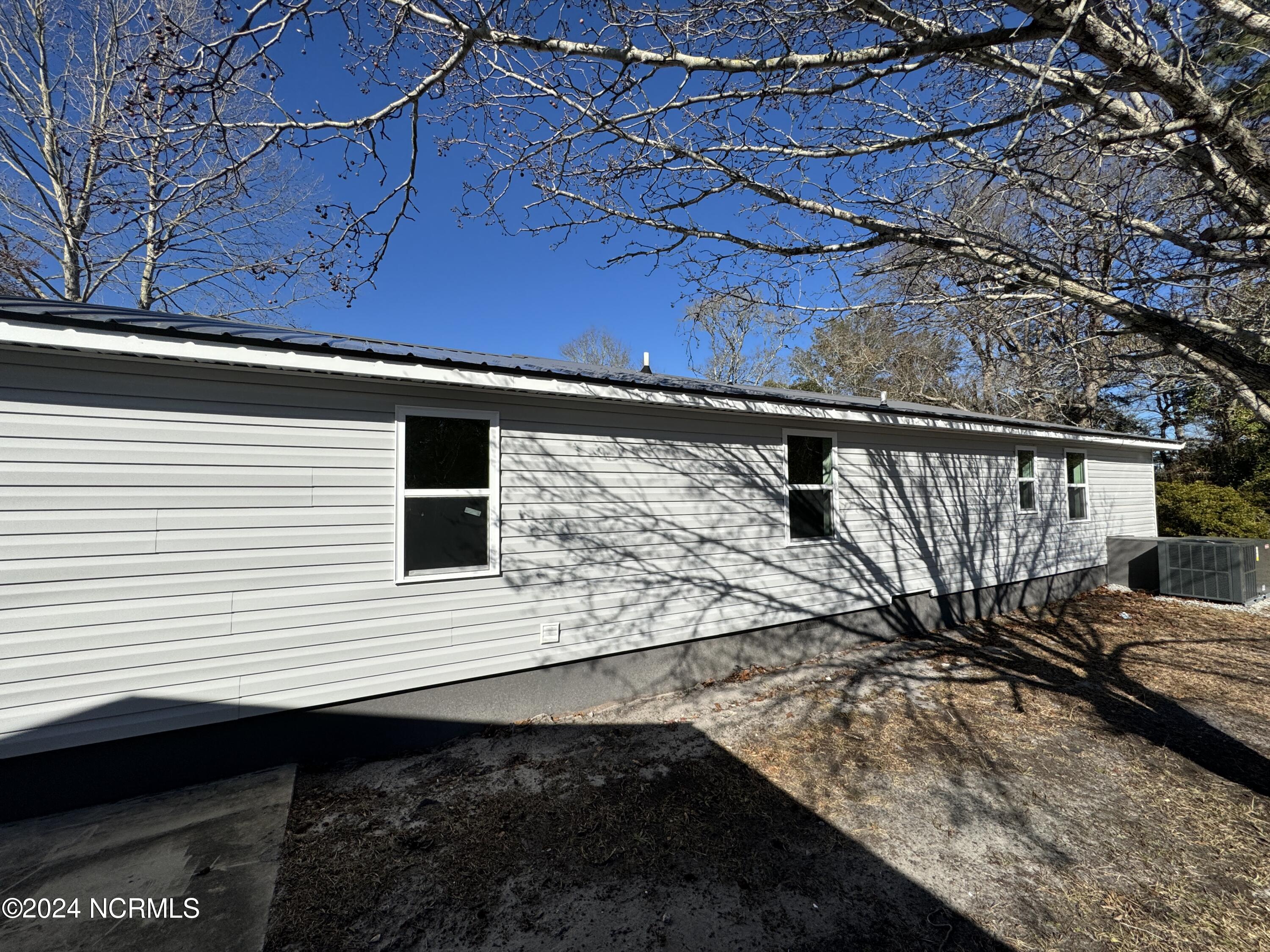 100549930 | Photo 14