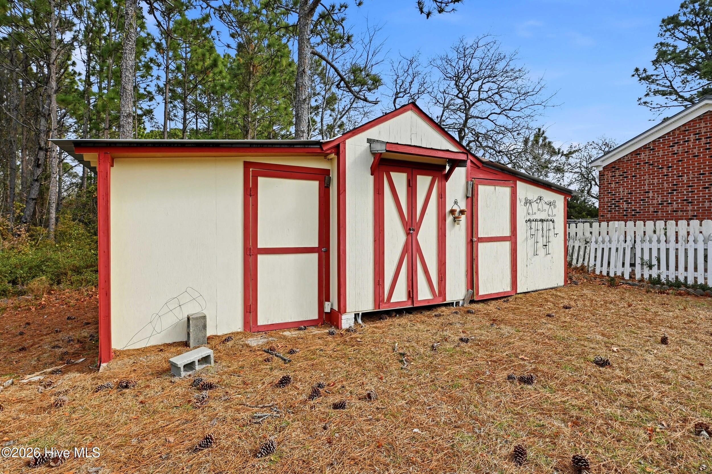 100552656 | Photo 31