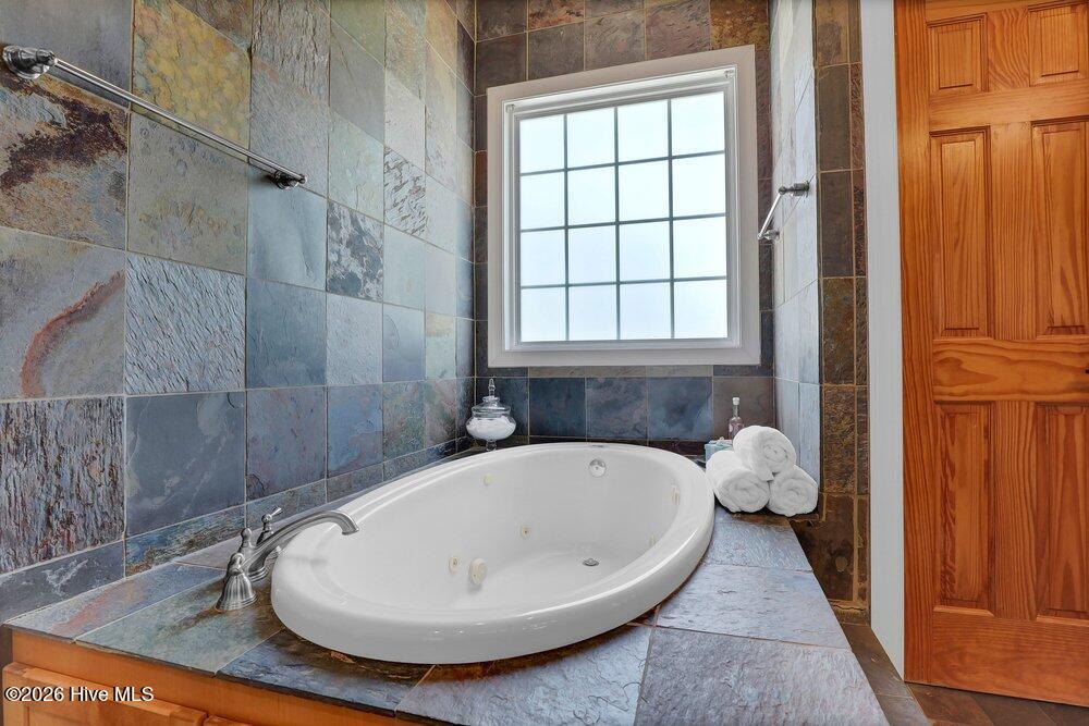 707 N Green Tee Road, Hampstead, NC, 28443