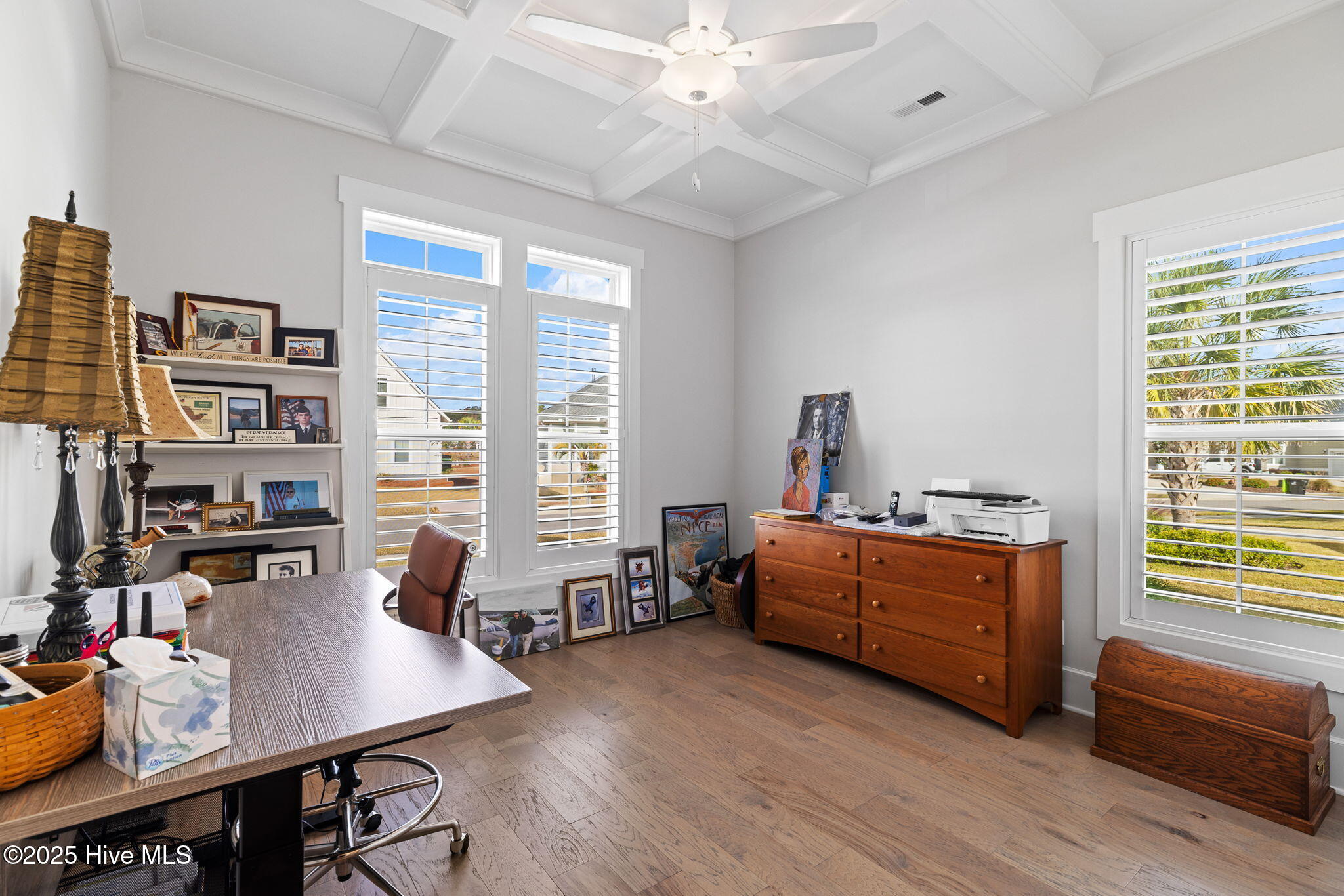 100541273 | Photo 31