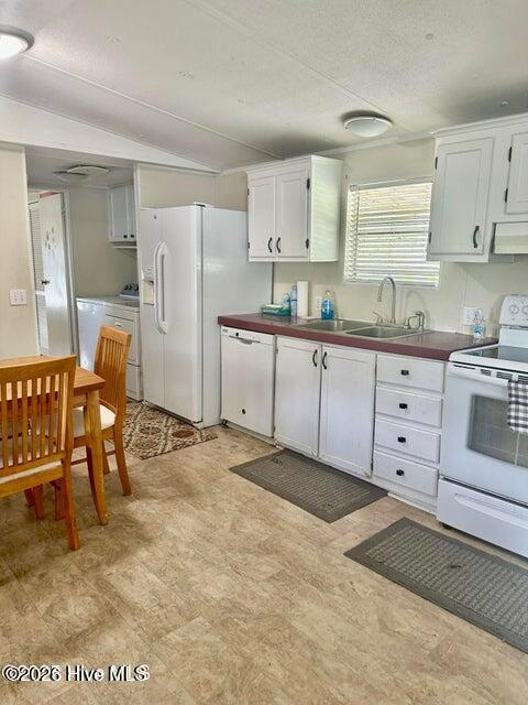 100549281 | Photo 14