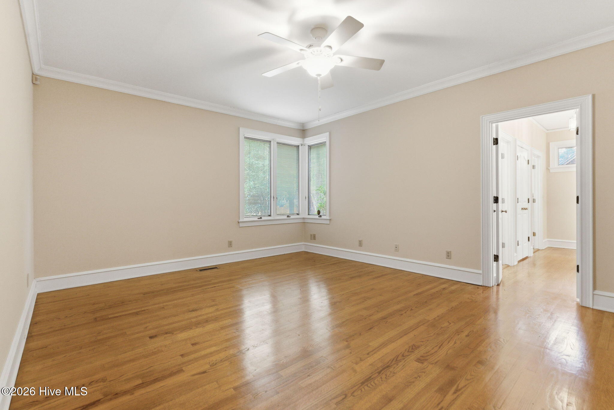 3 Sodbury Court-34