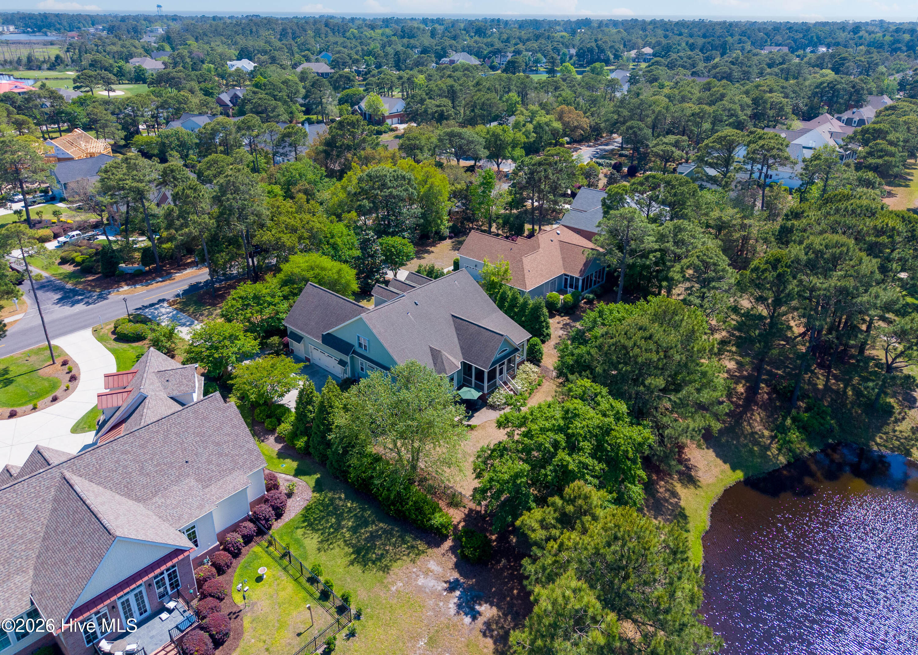 100569454 | Photo 67