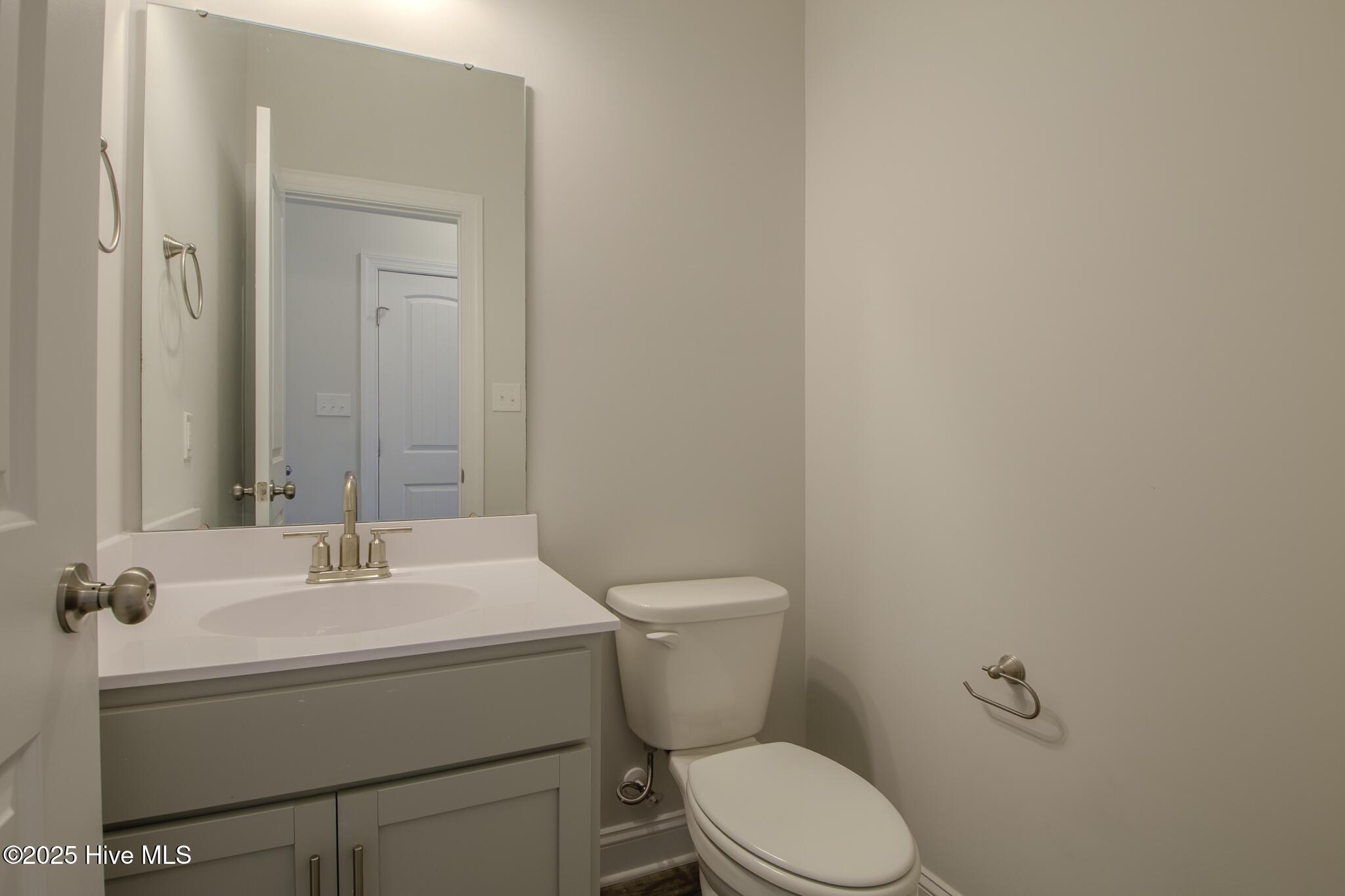 100502962 | Photo 13