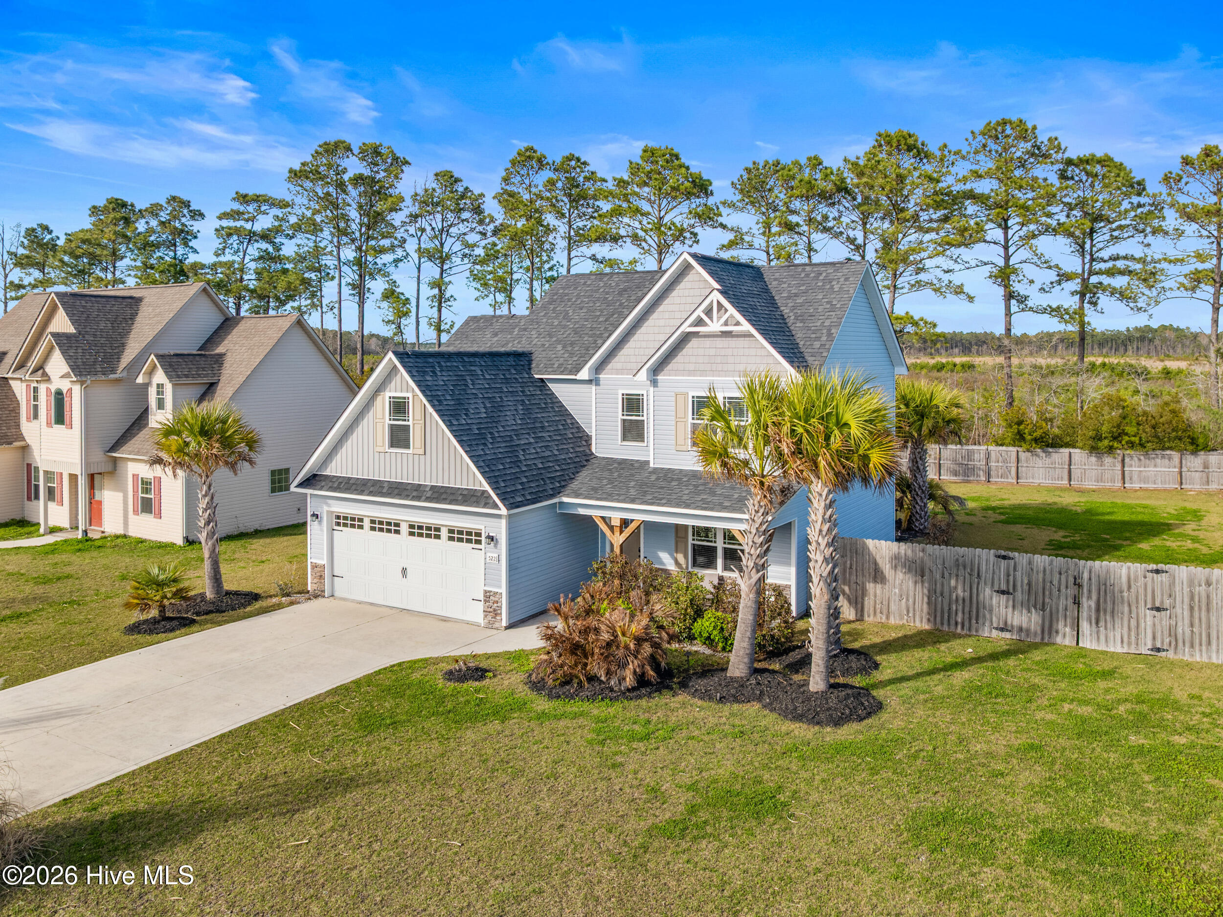 100559159 | Photo 49