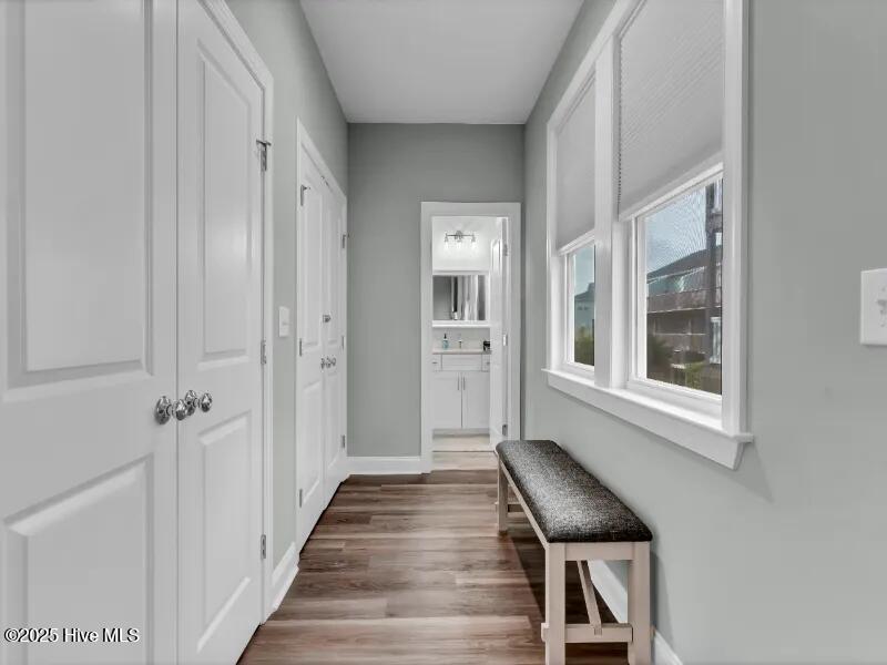 100541216 | Photo 15