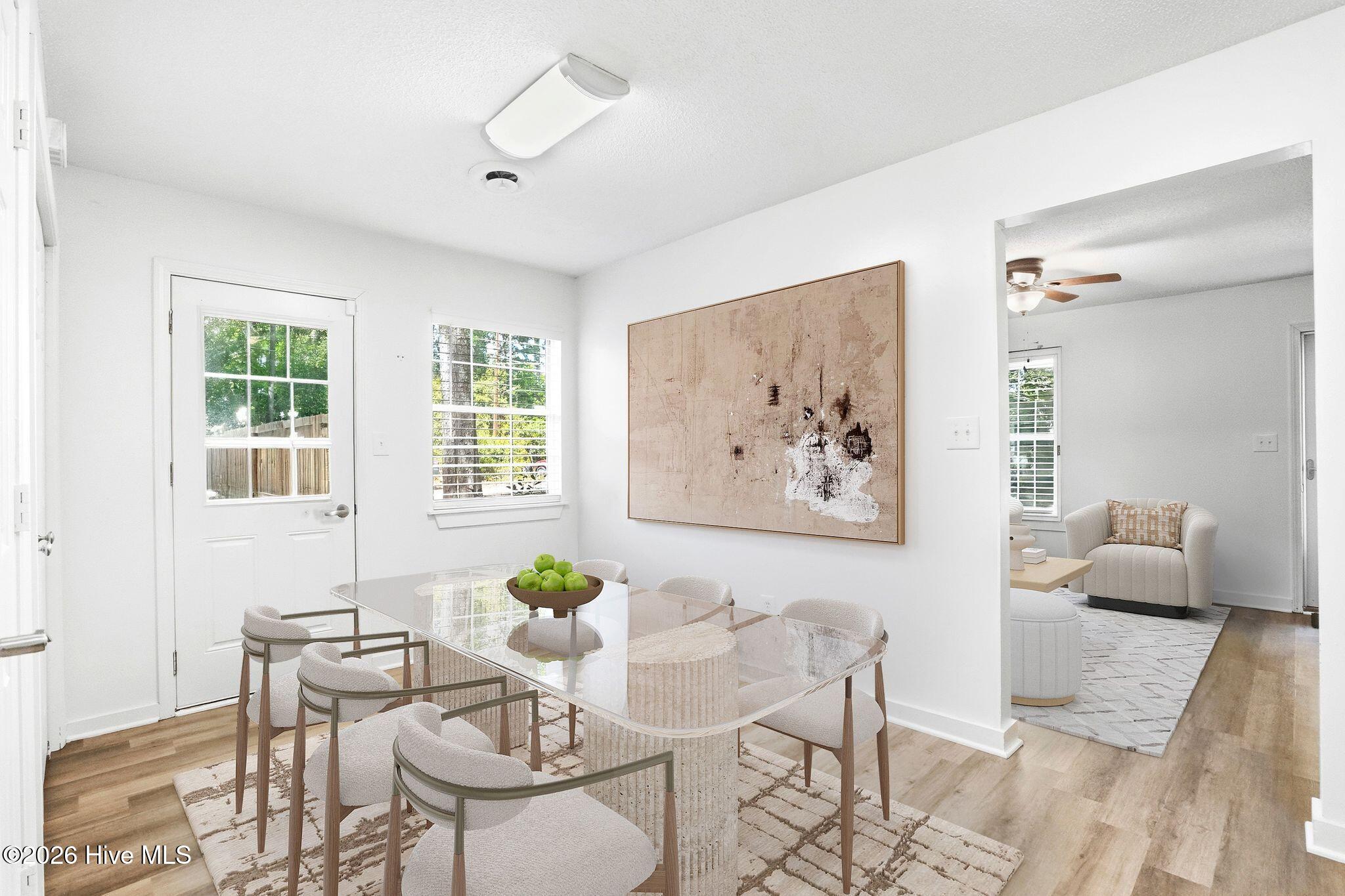 100566339 | Photo 14