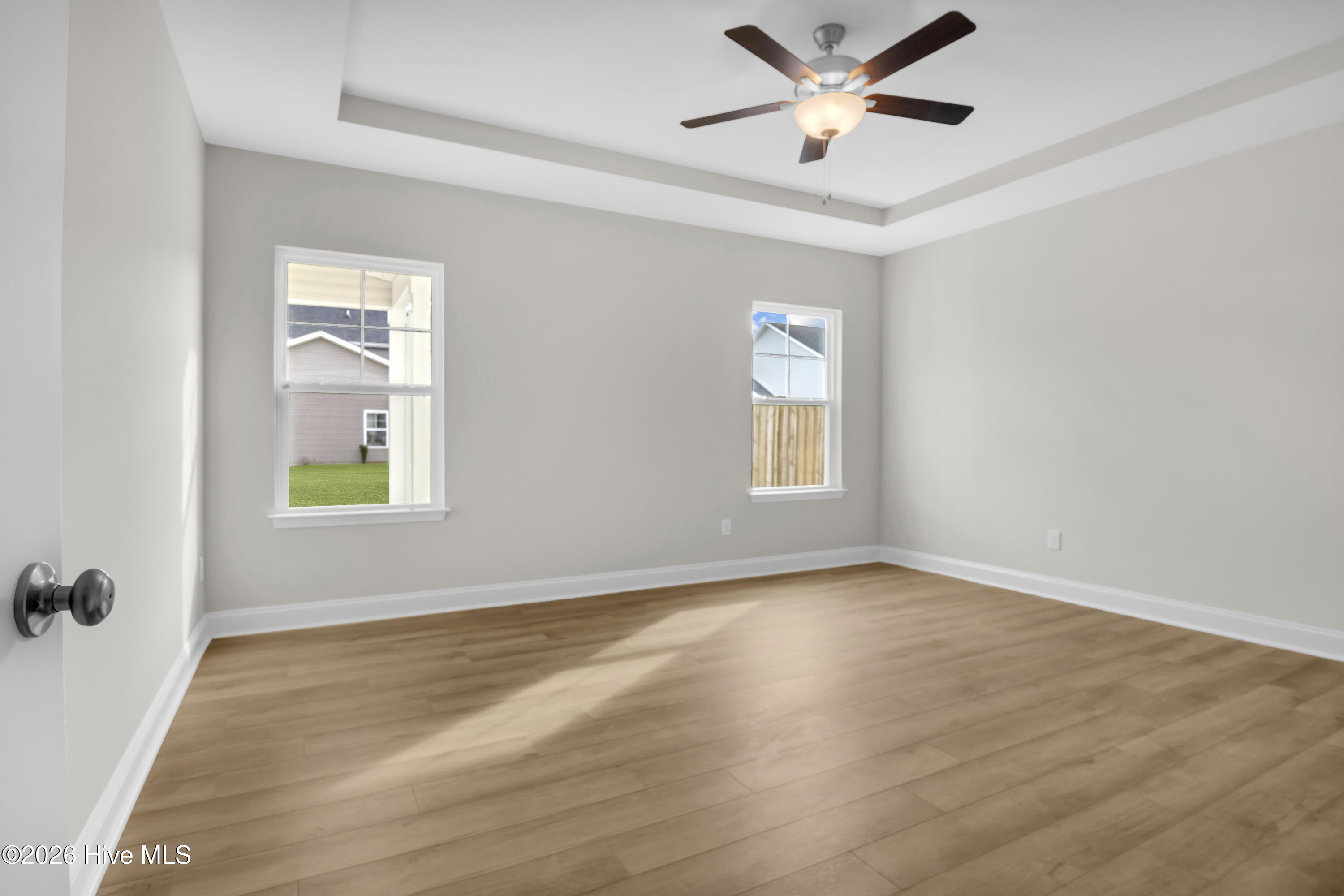 100552791 | Photo 28