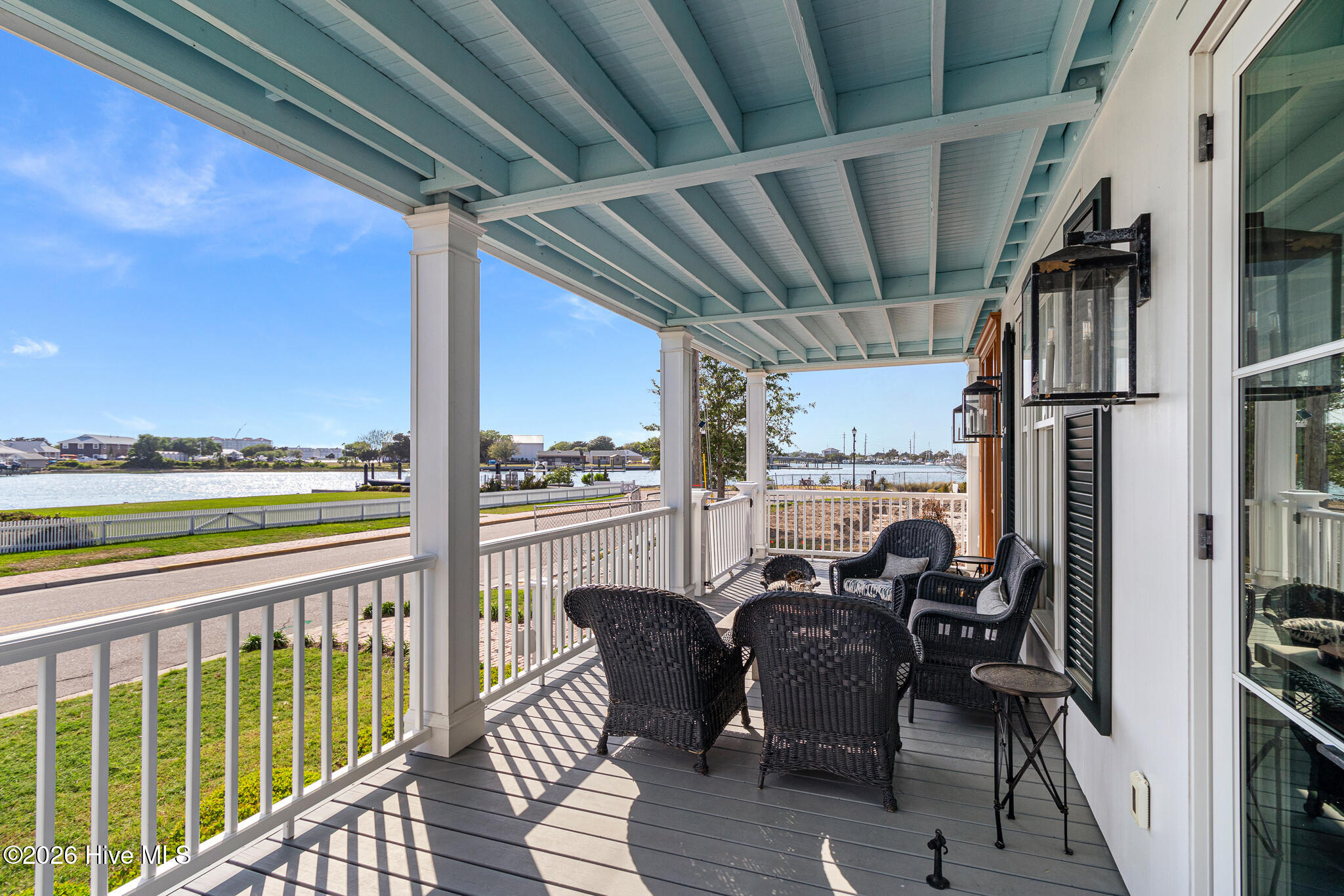 102 & 113 Front Street,Beaufort