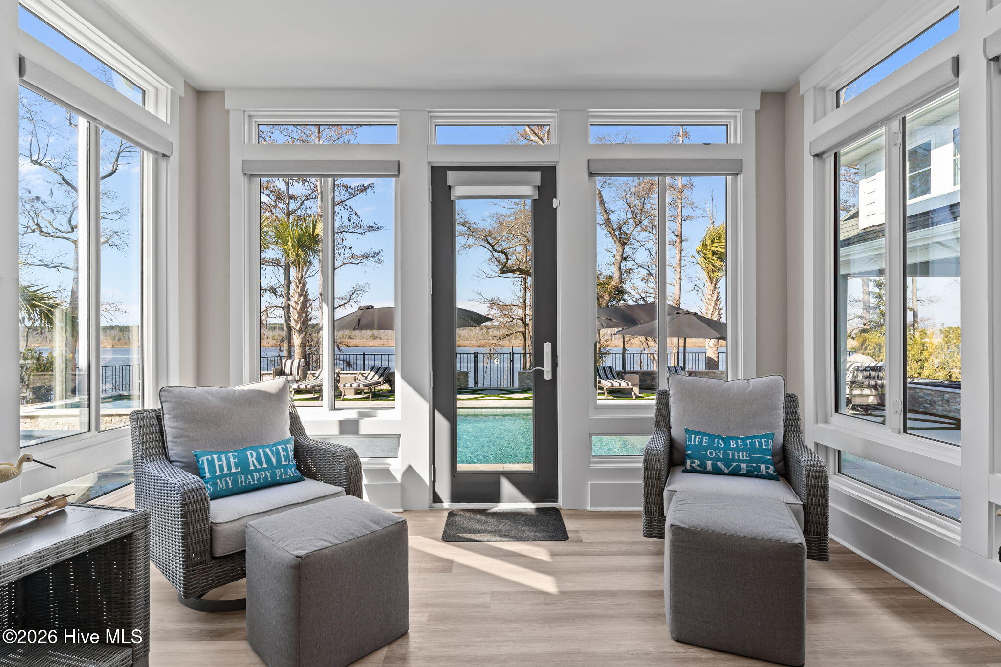 100554448 | Photo 17