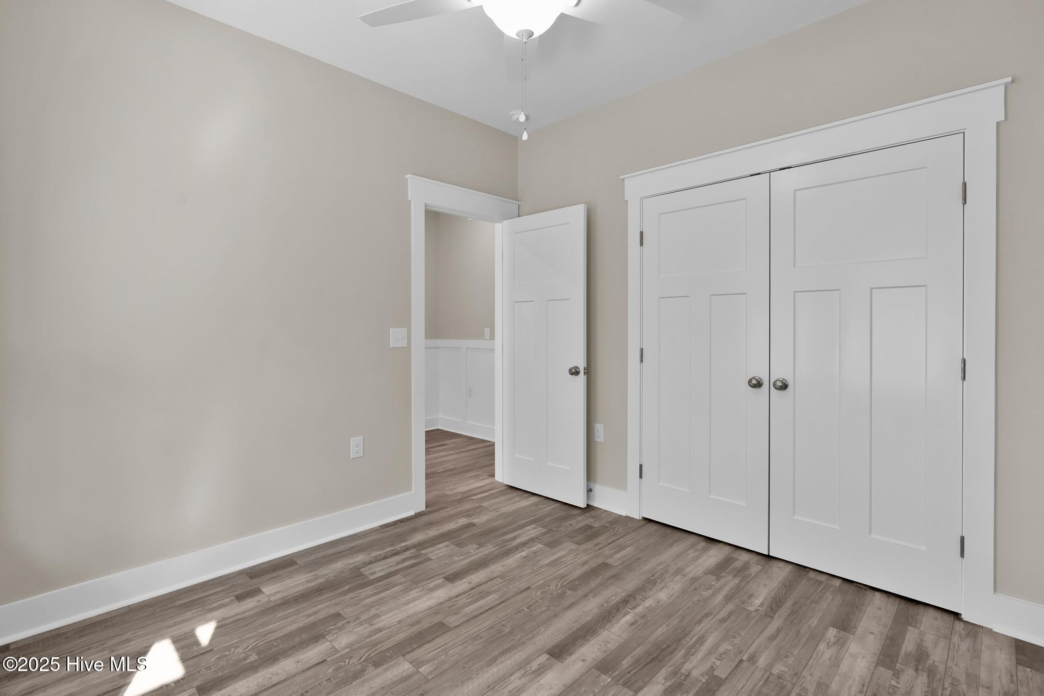 100527490 | Photo 30