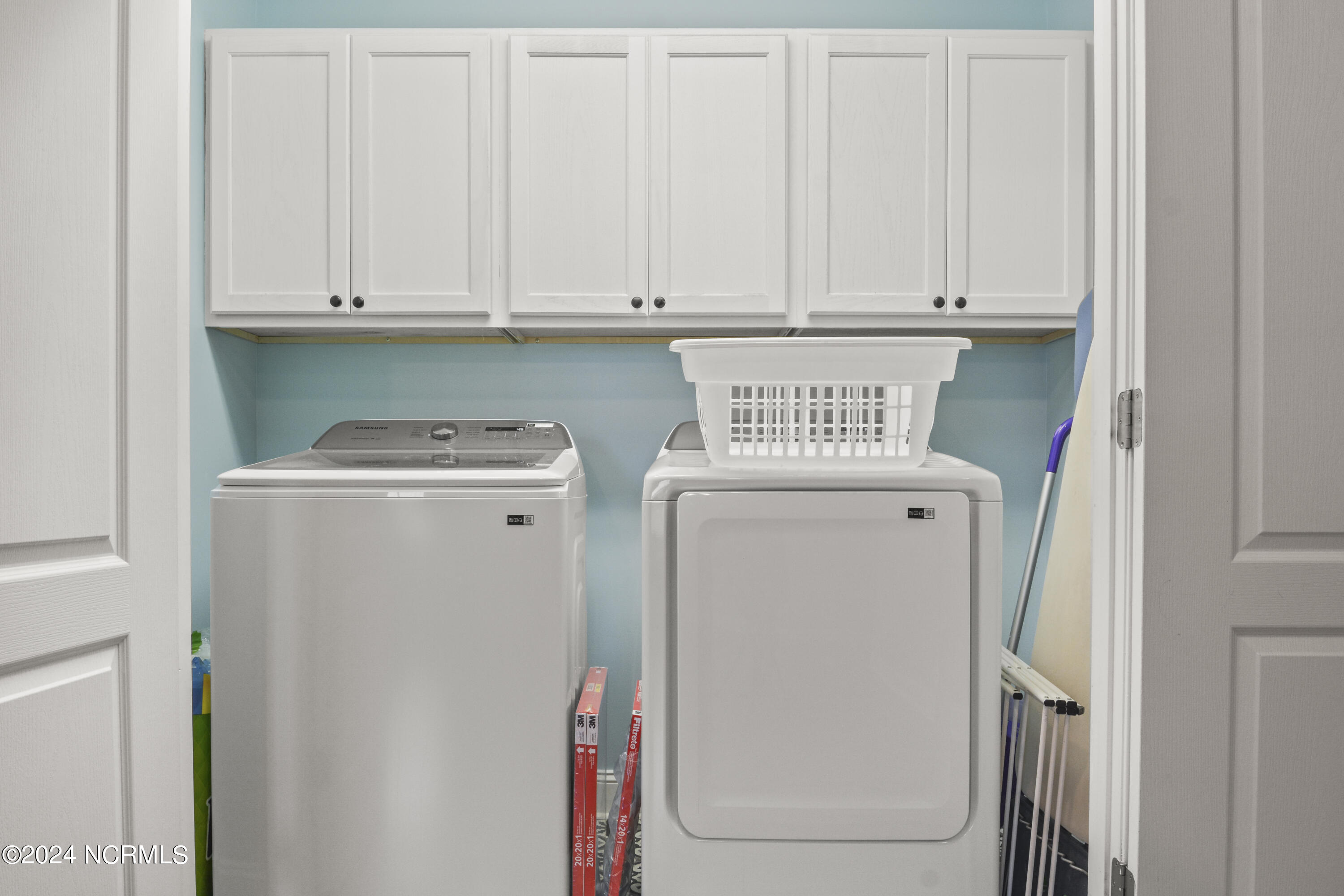 100566117 | Photo 28