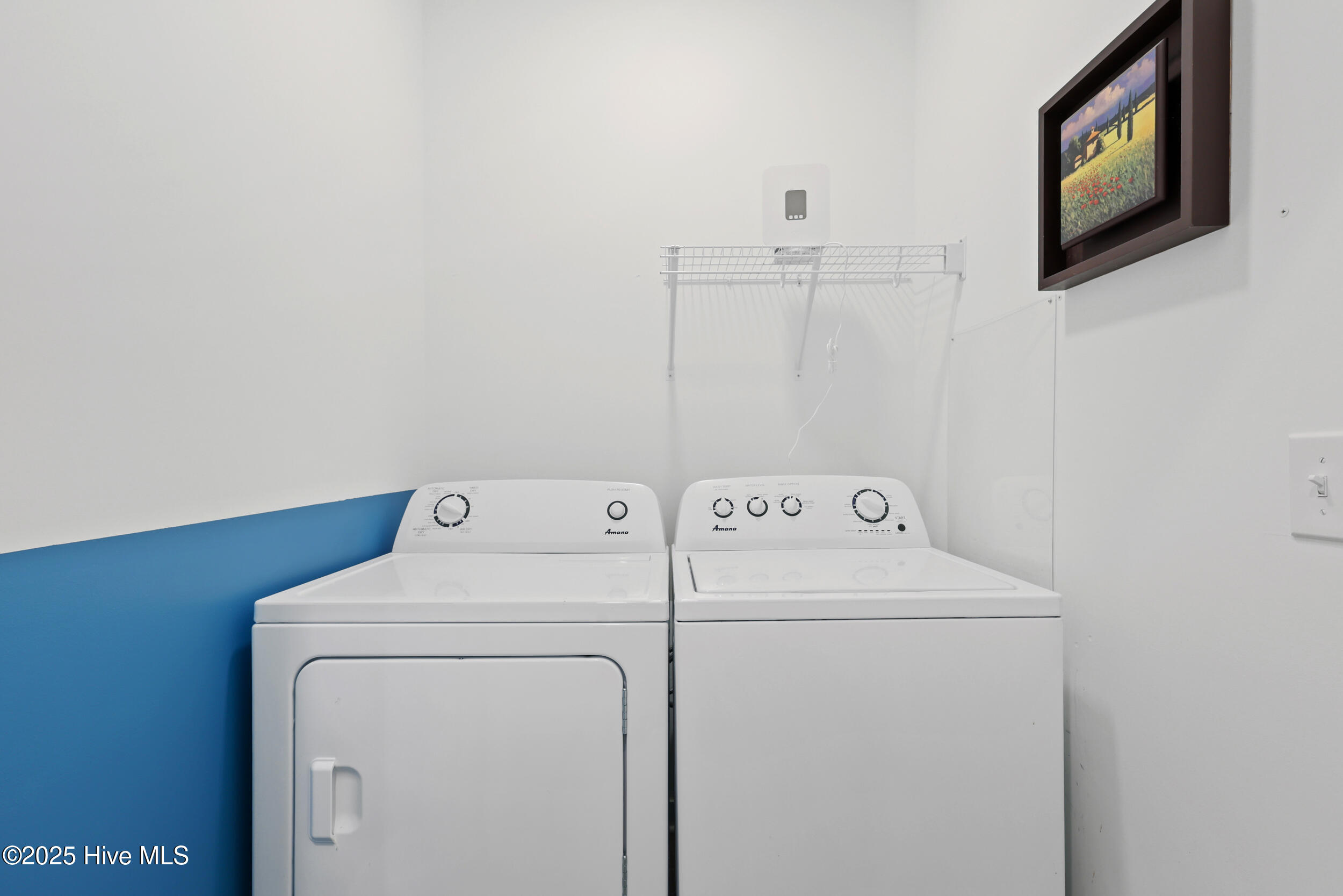 100530108 | Photo 20