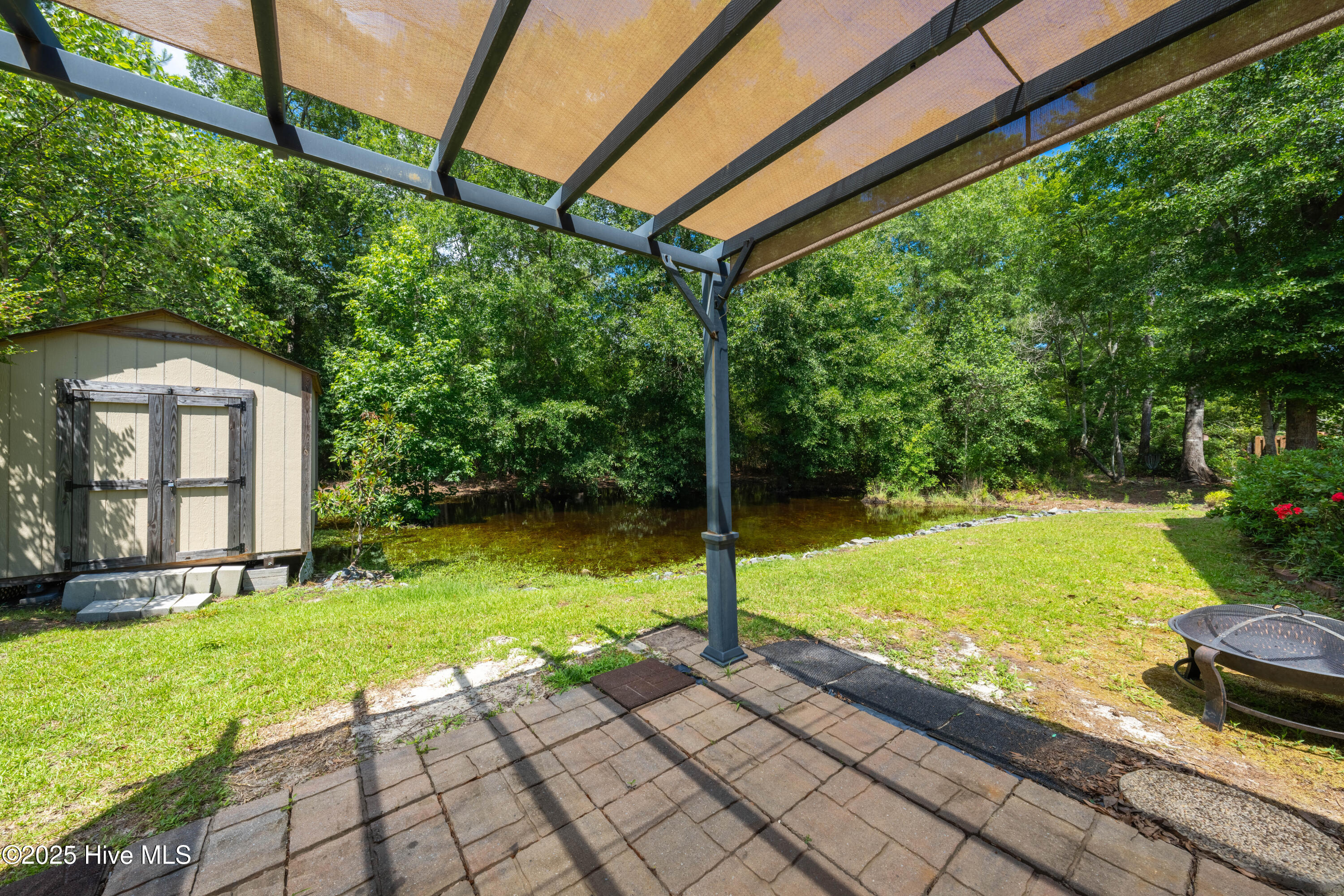 100513882 | Photo 11