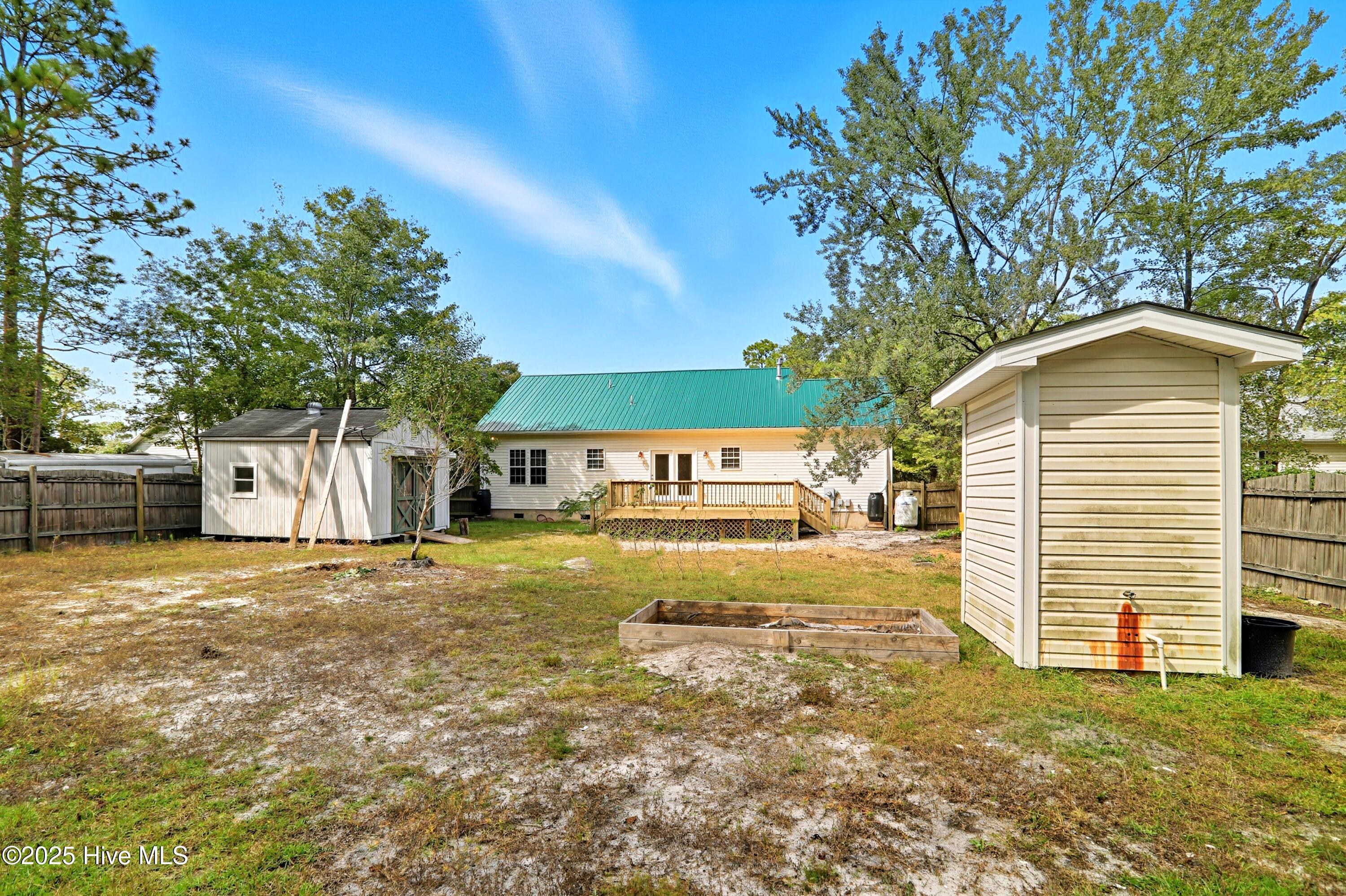 100529076 | Photo 46