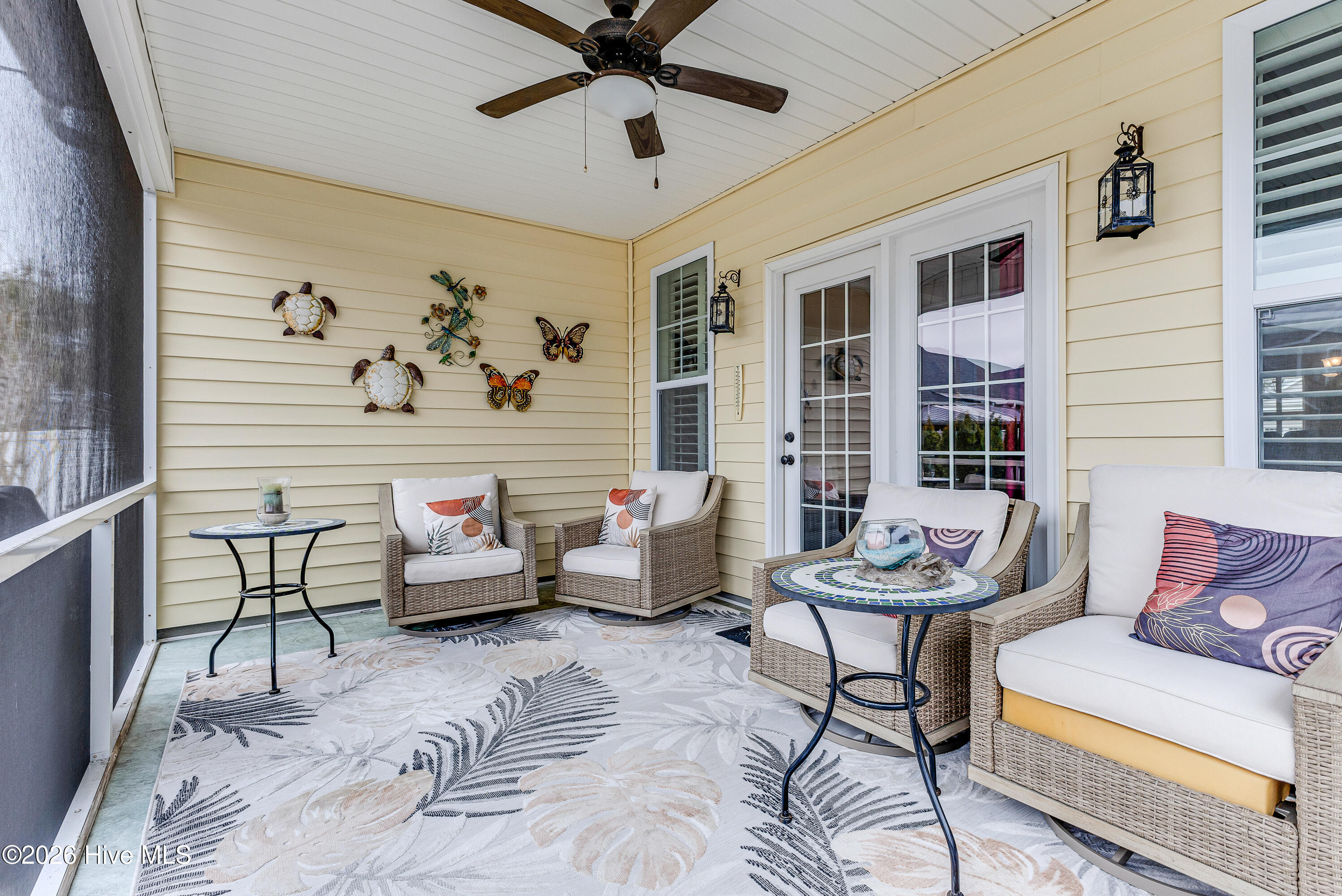 100557932 | Photo 20