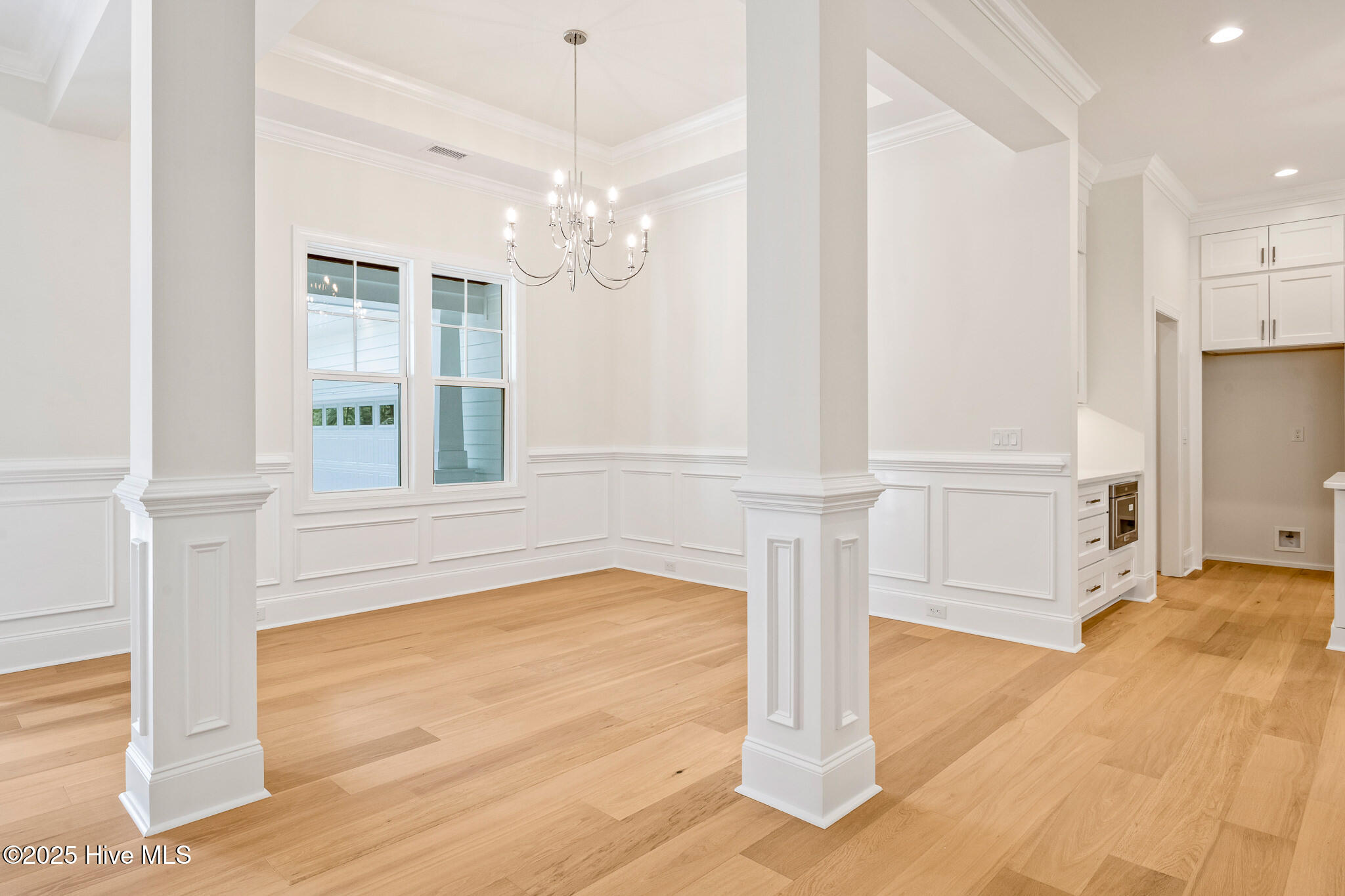 100535512 | Photo 13