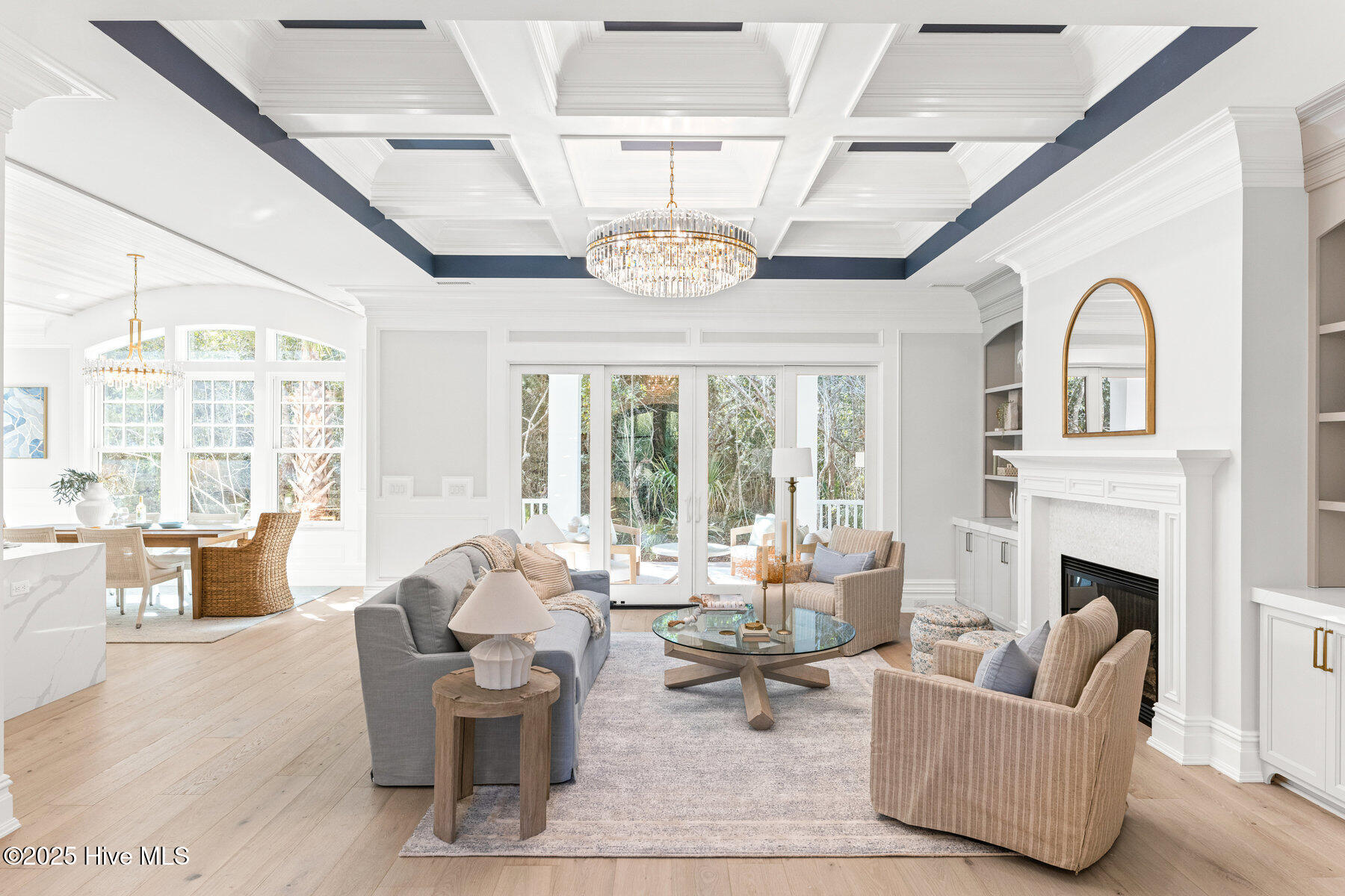 100401243 | Photo 19