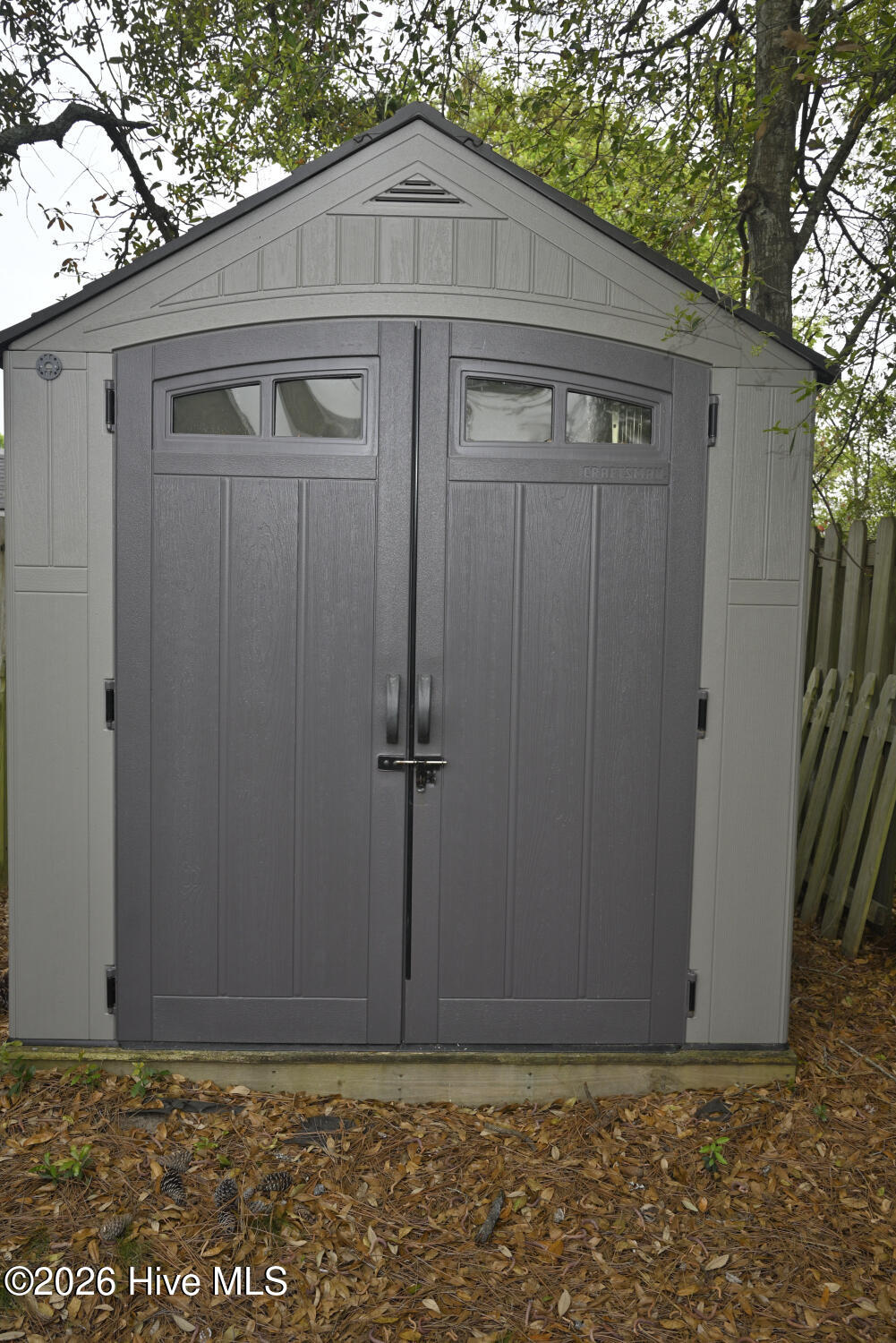 100566970 | Photo 21