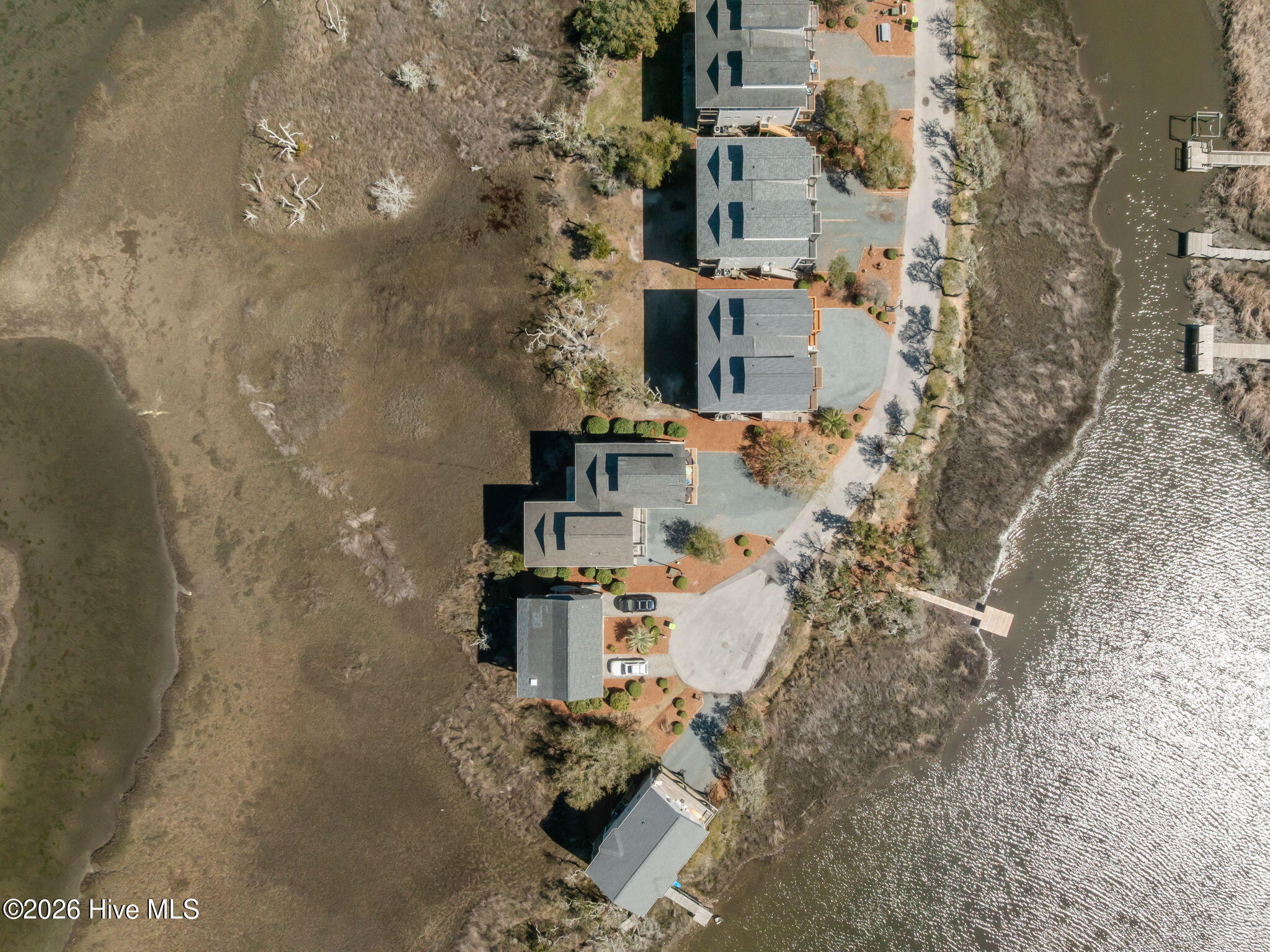 100560974 | Photo 68