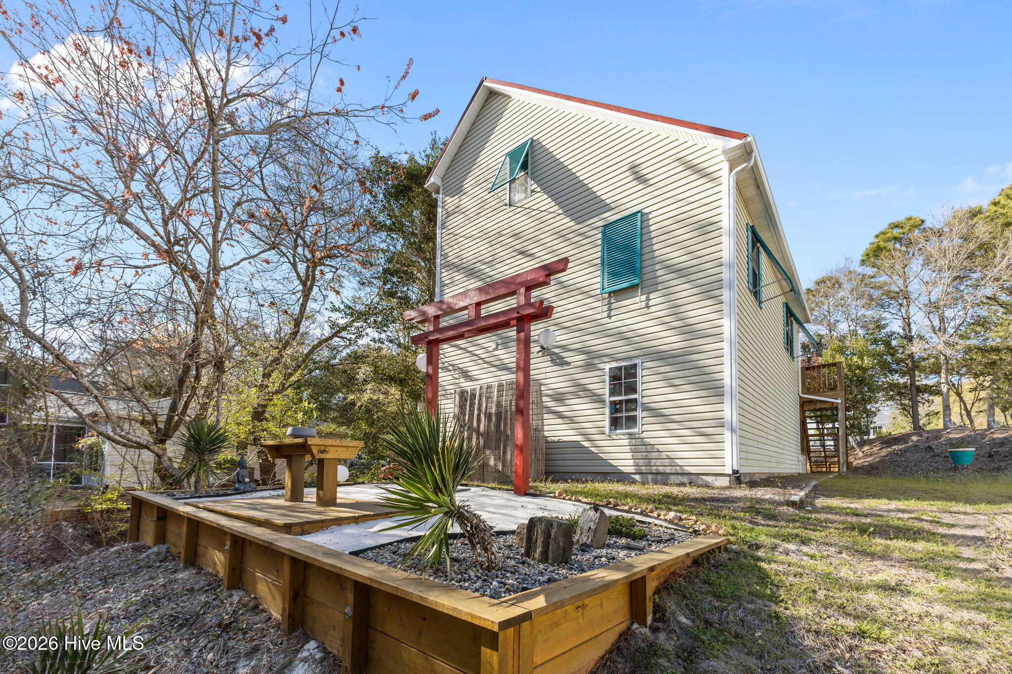 100561446 | Photo 30