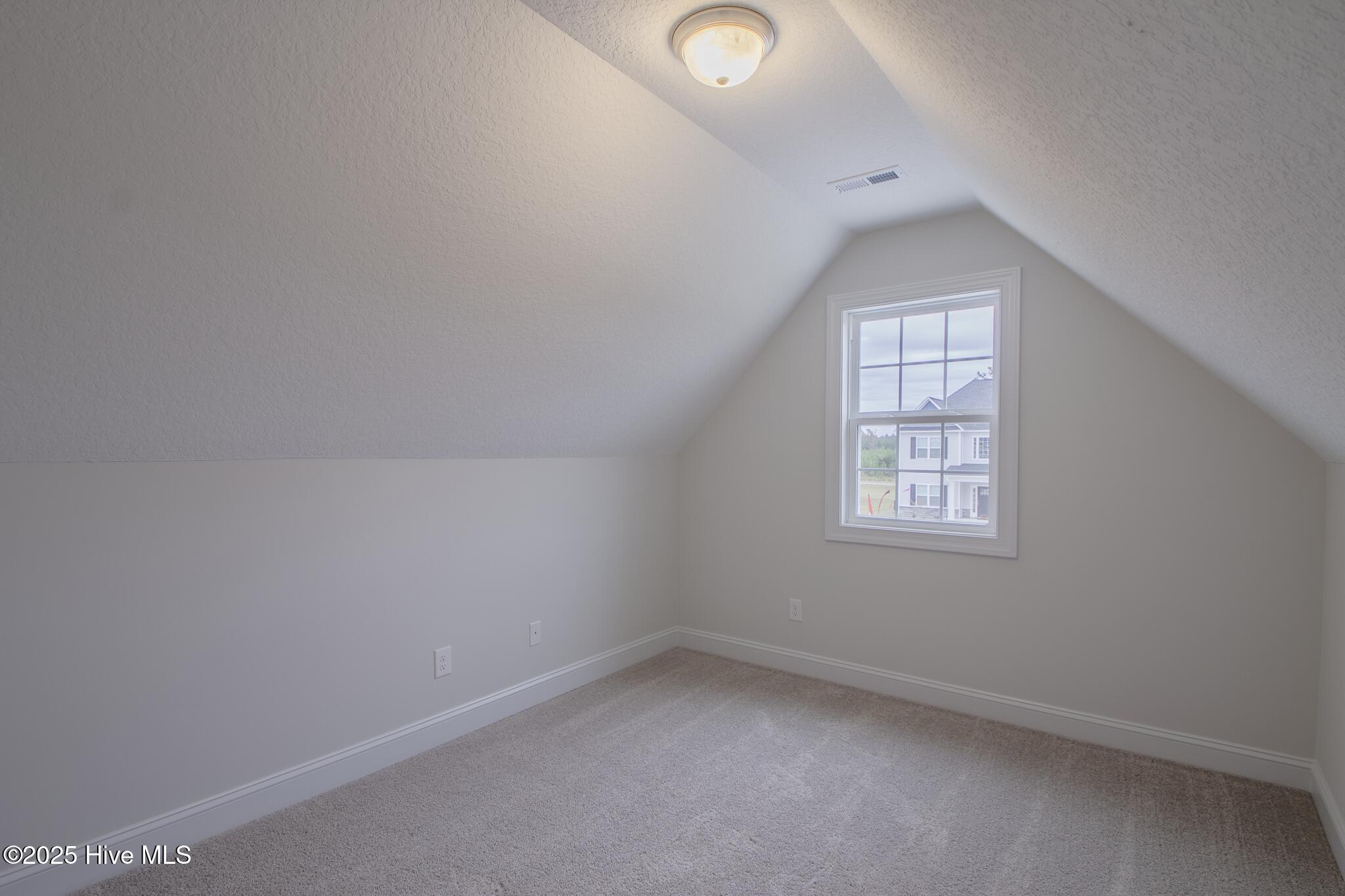 100493644 | Photo 26