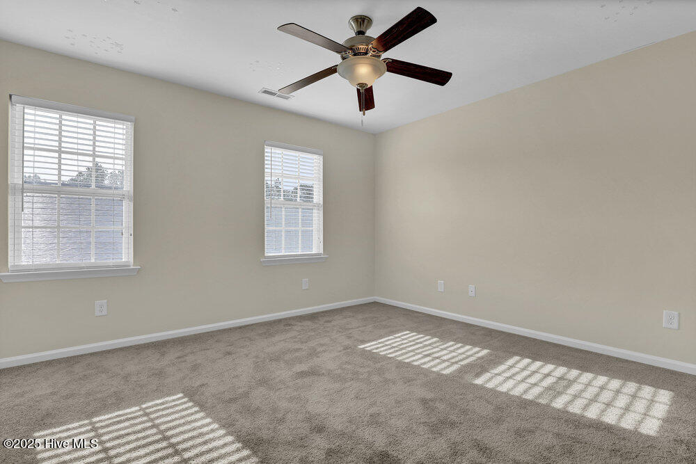 100546186 | Photo 20