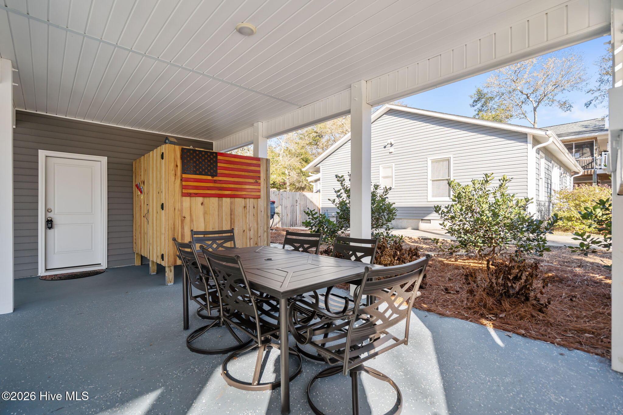 100546966 | Photo 45