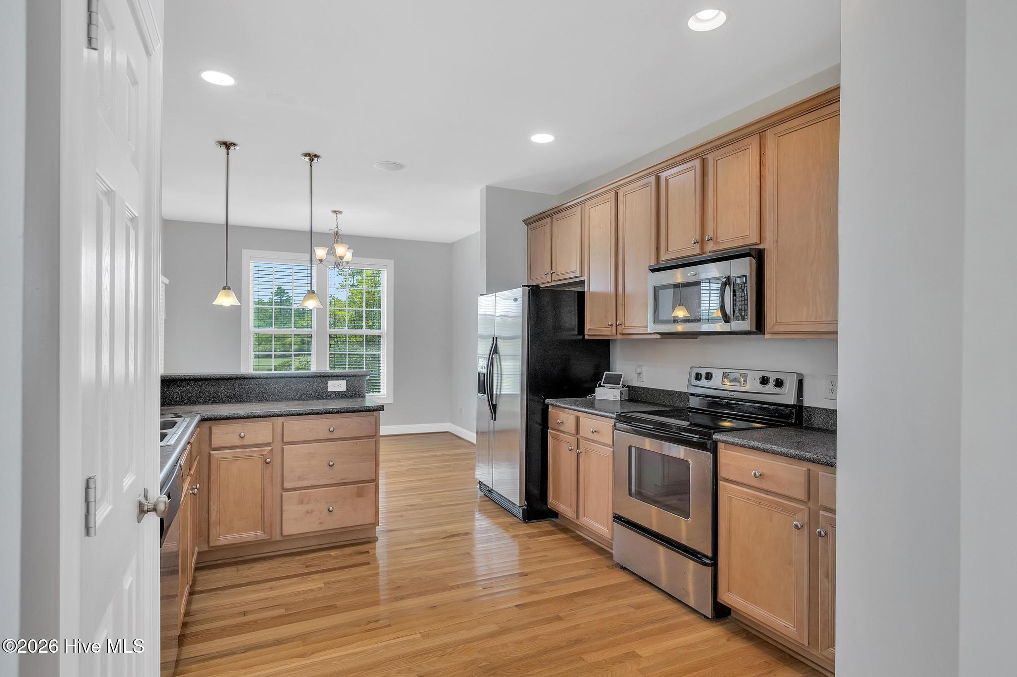417 Meadowland Circle,Maple Hill