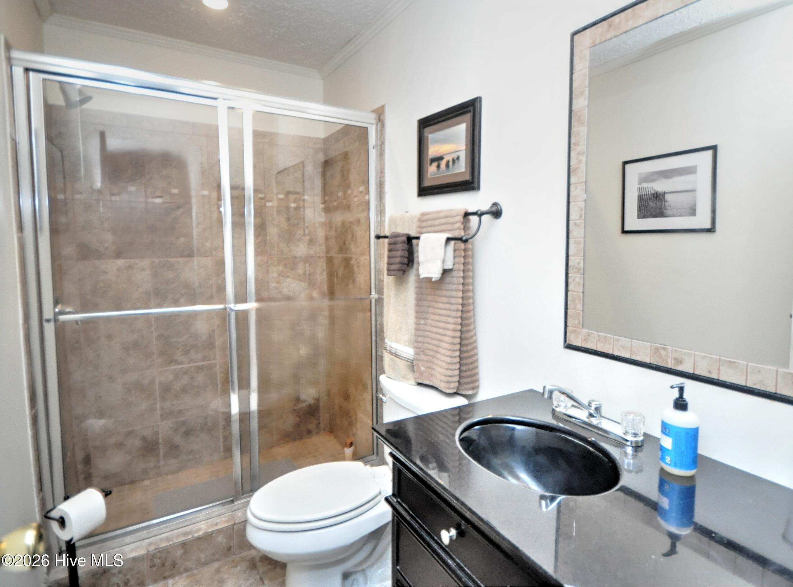 100550740 | Photo 20