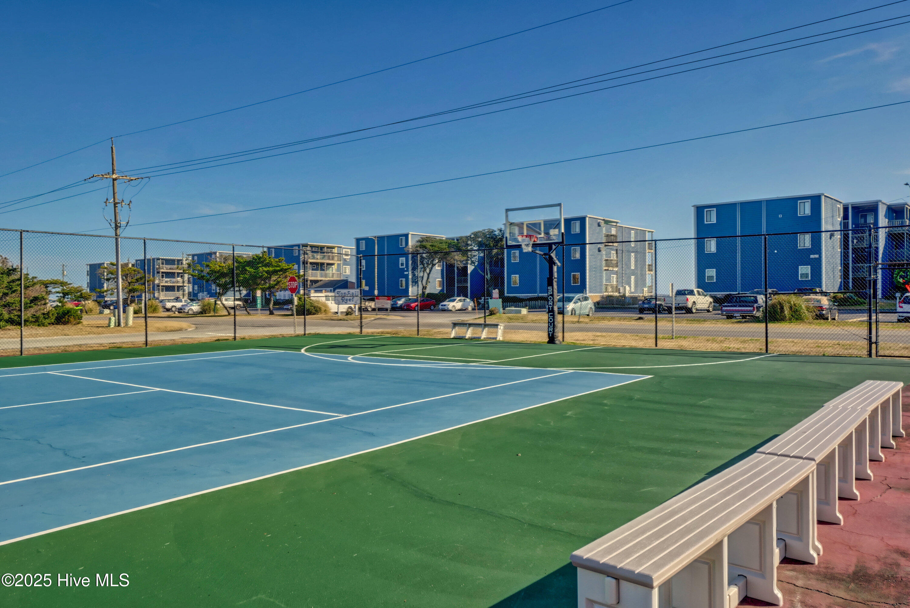 100534180 | Photo 29