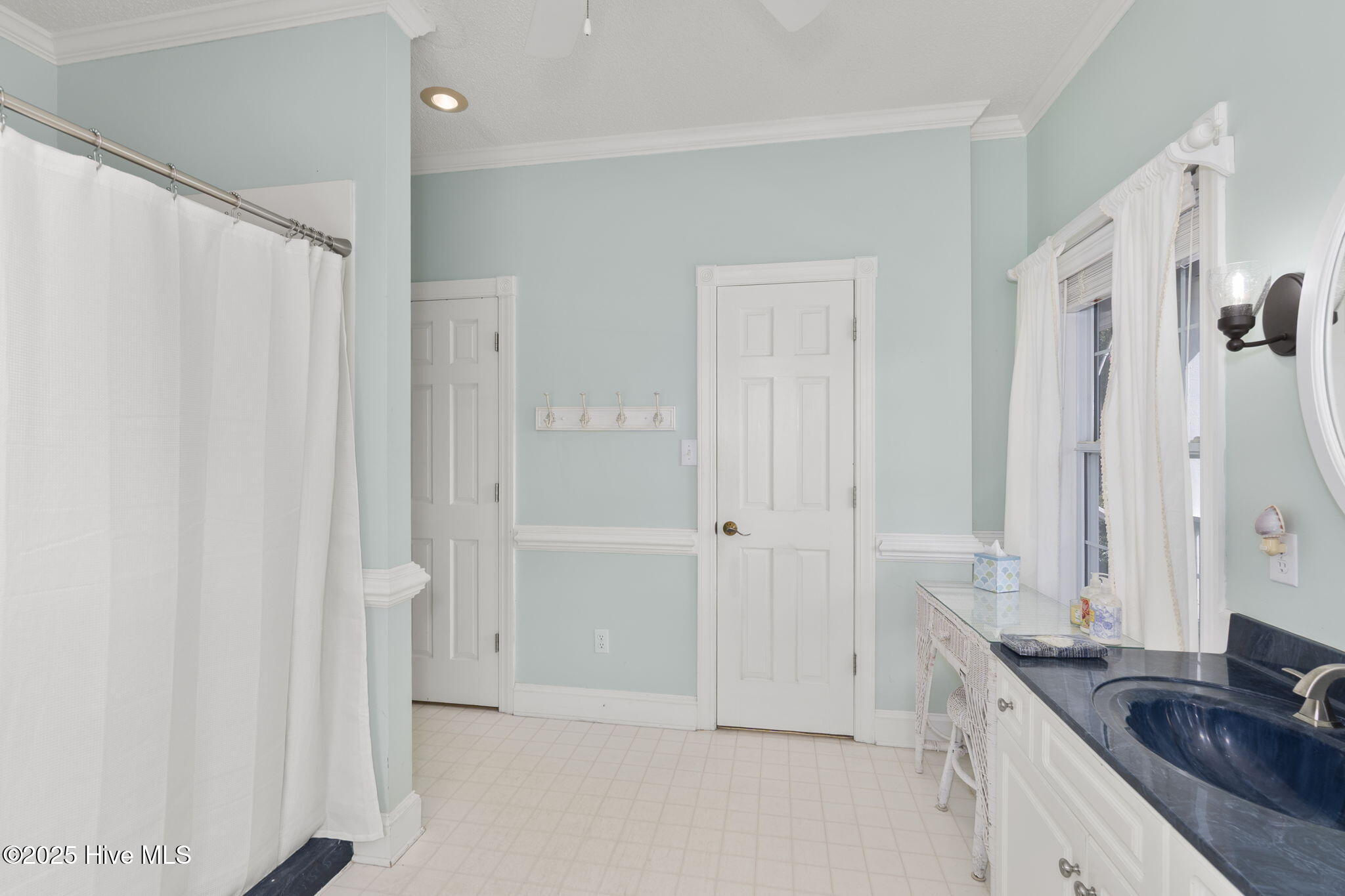 100516943 | Photo 20