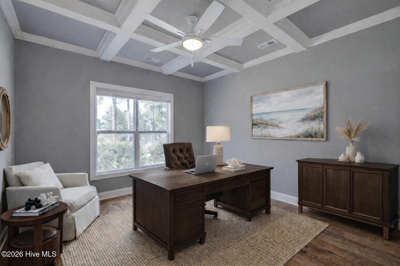 100558232 | Photo 38