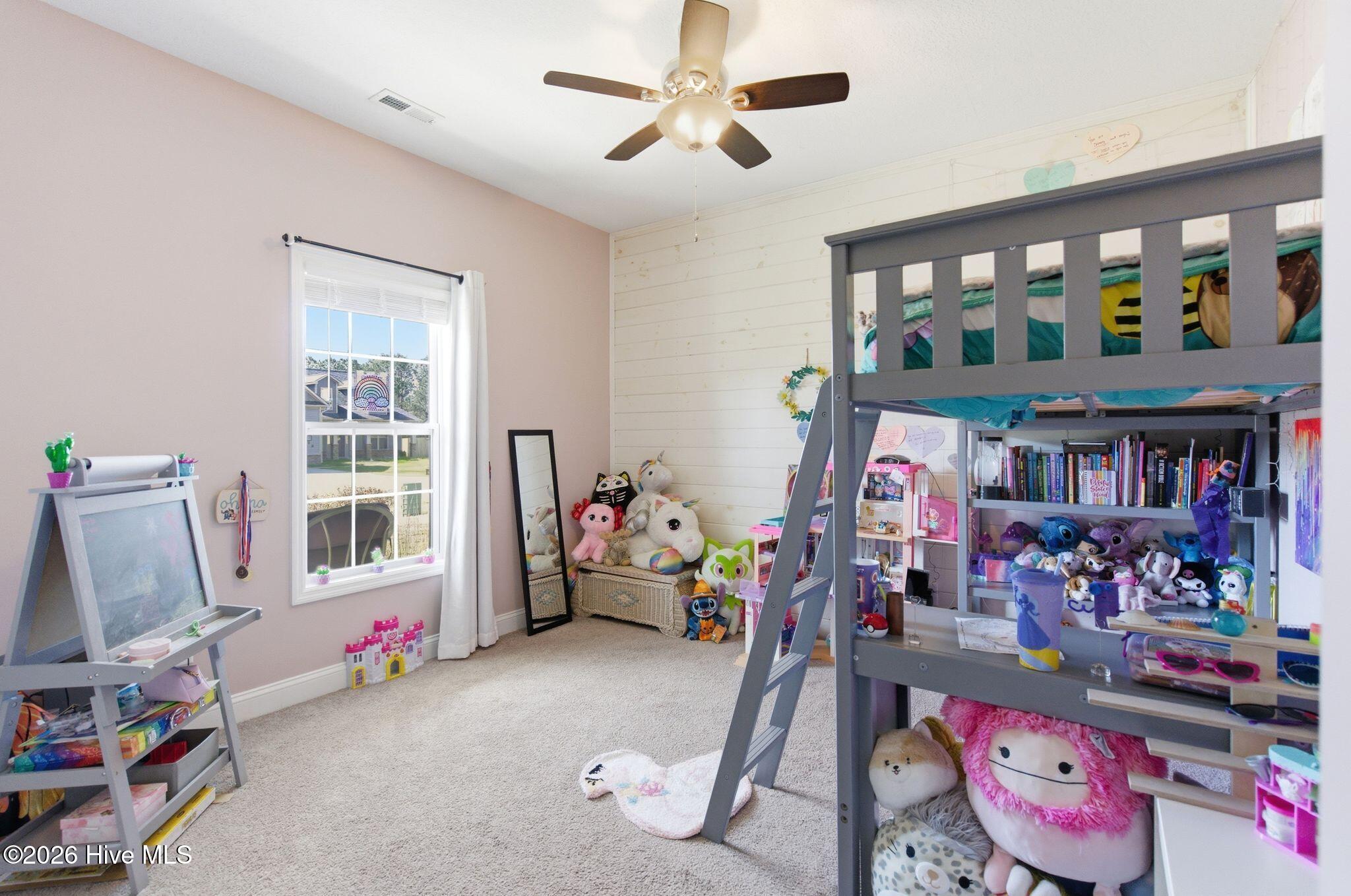 100558207 | Photo 25