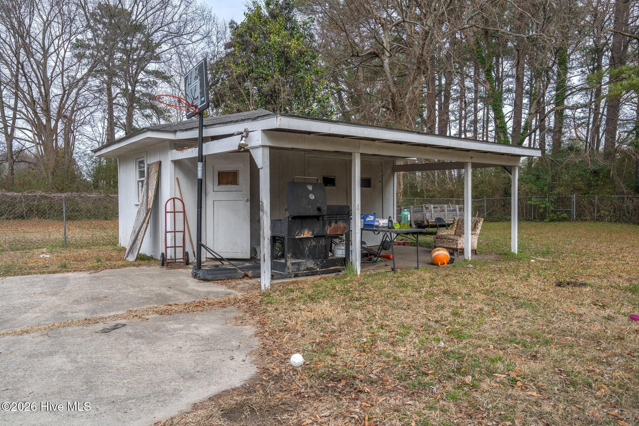 Homes for sale in Rocky Mount, NC | 722 Nashville Rd, Rocky Mount, NC 27803 | MLS# 100558325