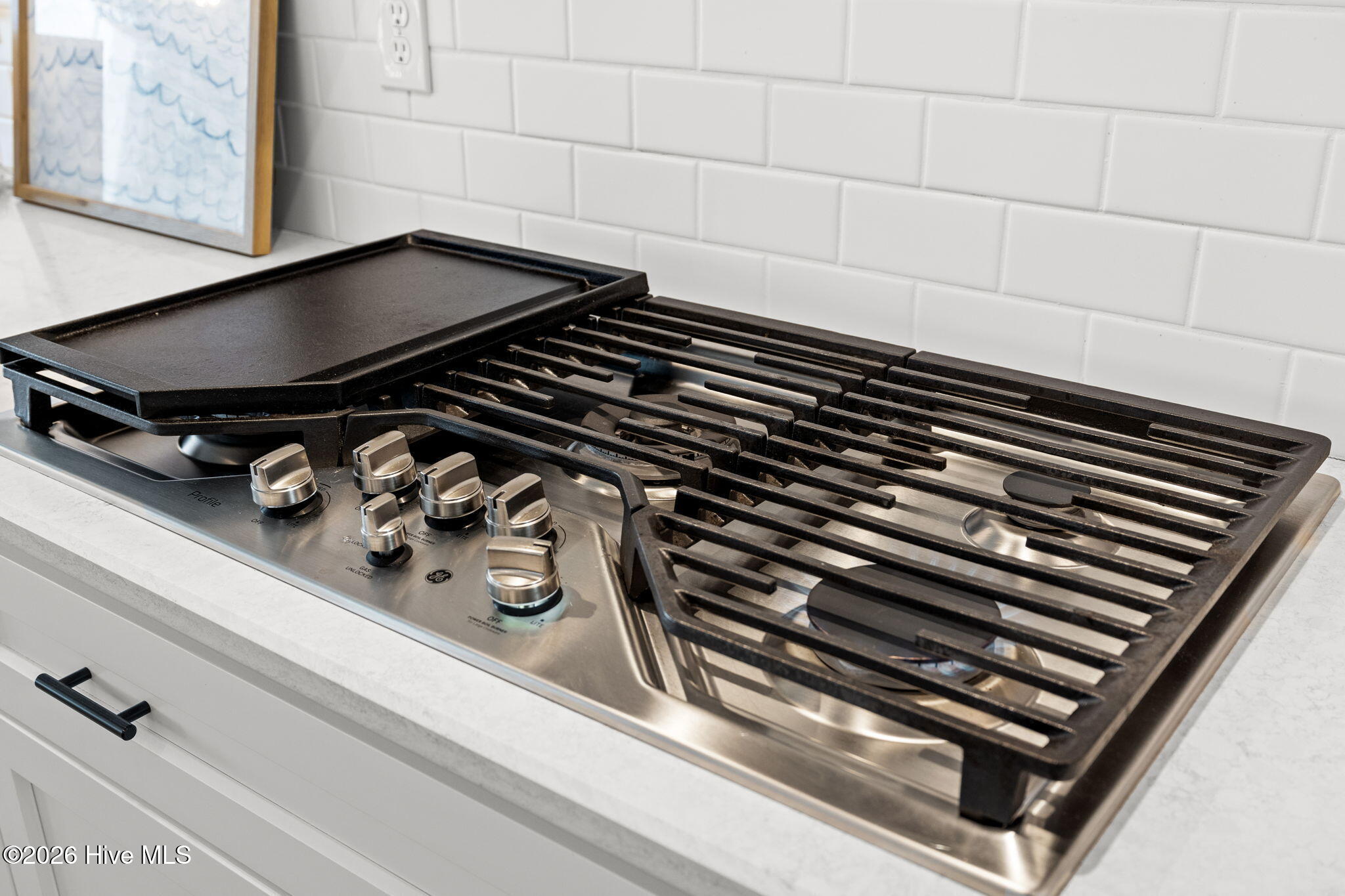 100562376 | Photo 18