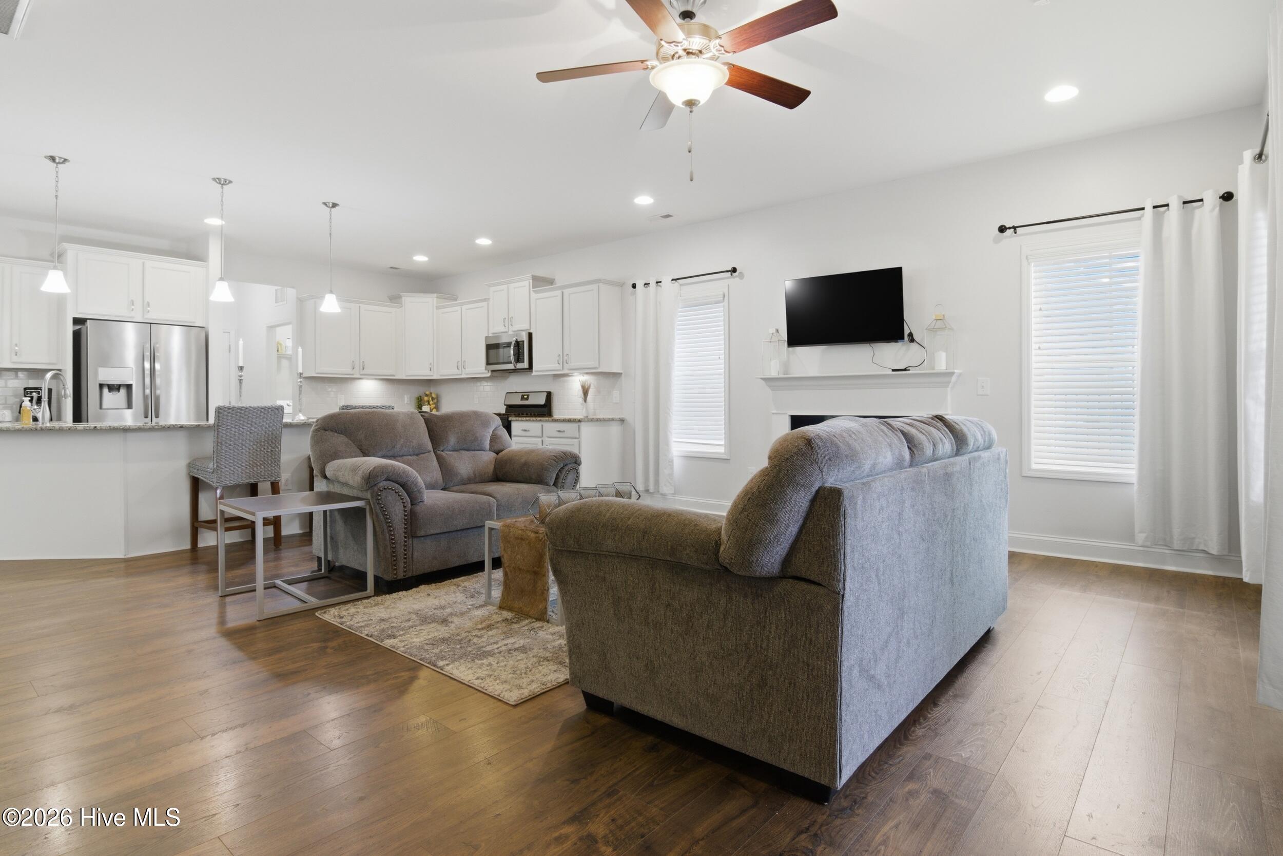 100556252 | Photo 20