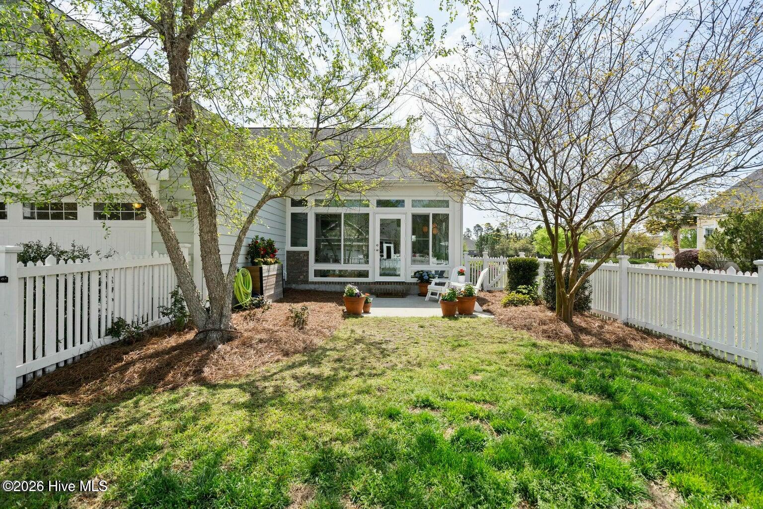 100559080 | Photo 70