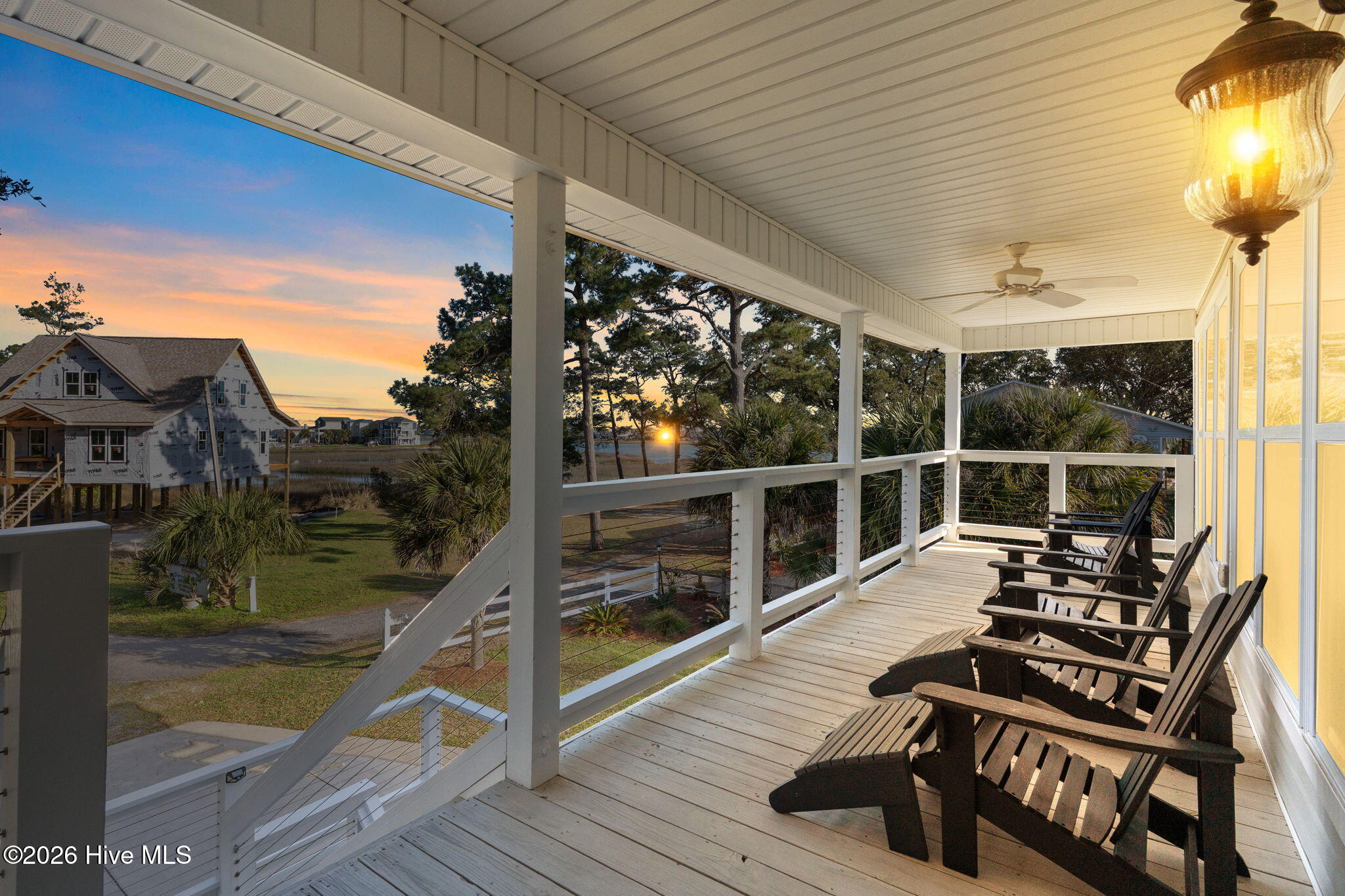 100560331 | Photo 11