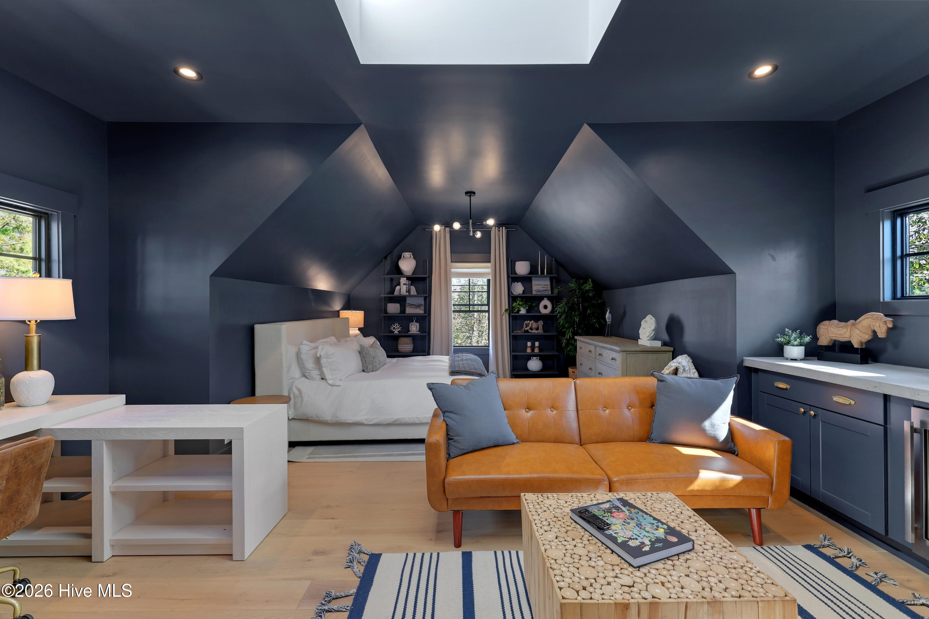 100554567 | Photo 43