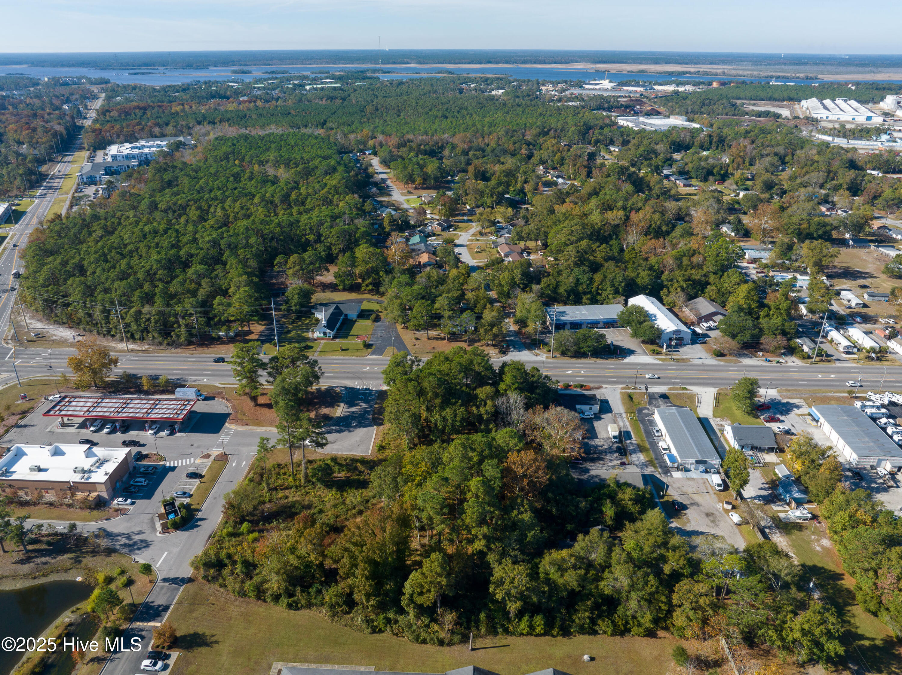 100540457 | Photo 27