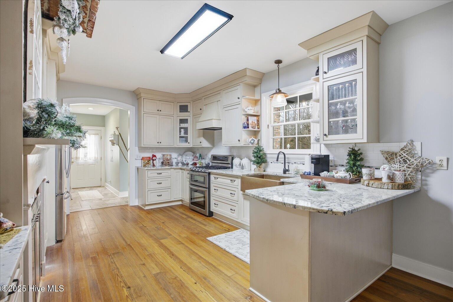 100545633 | Photo 21