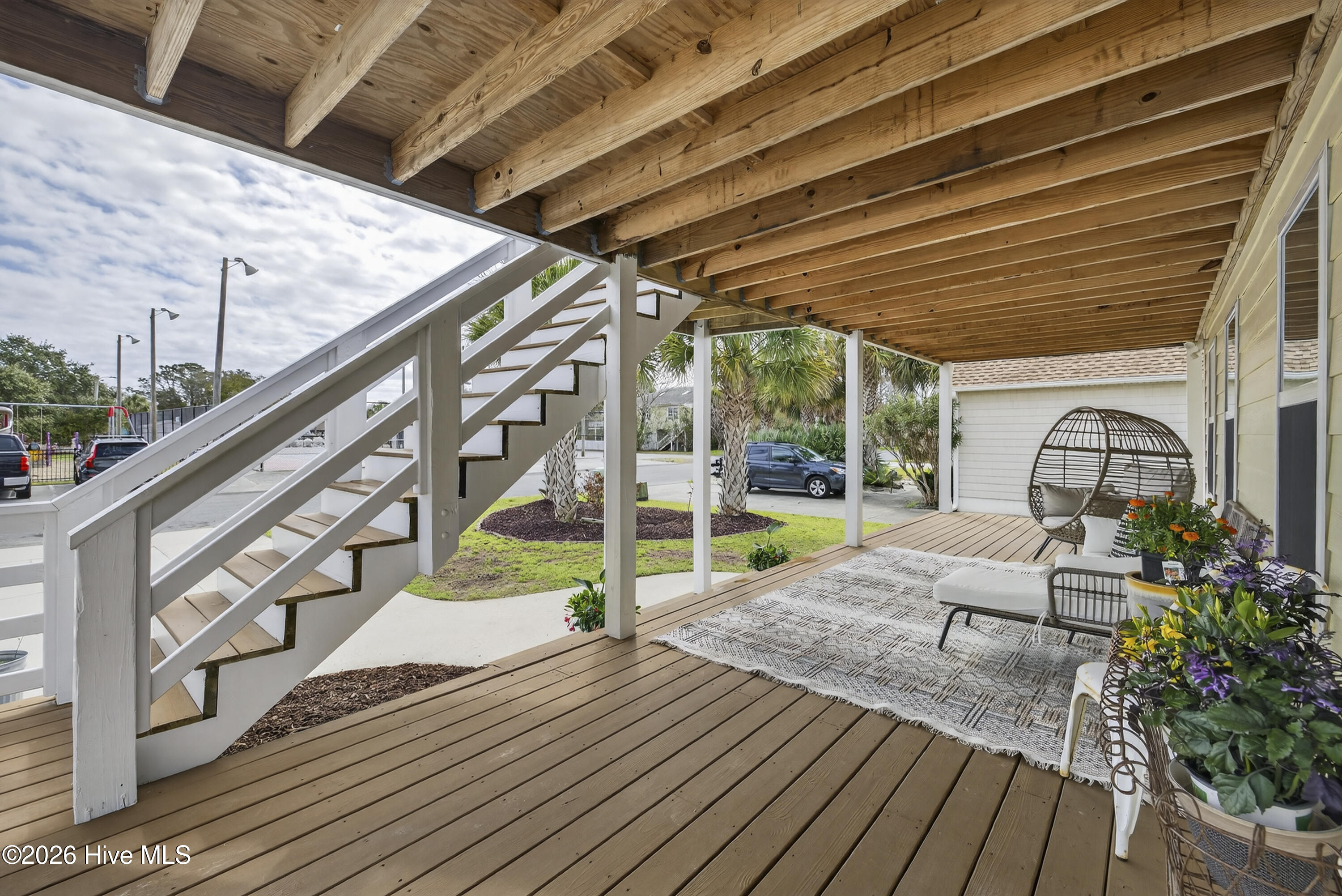 100562699 | Photo 33