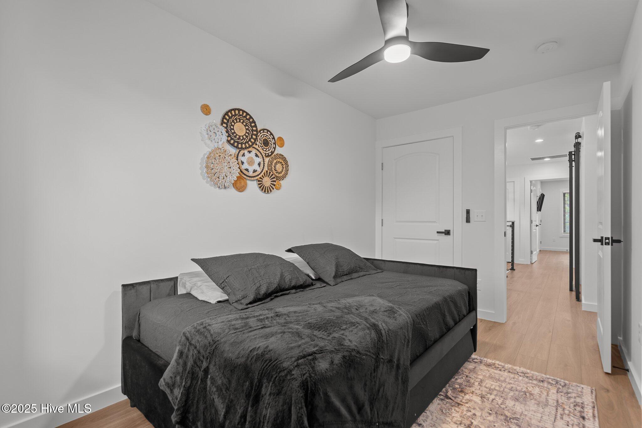 100536872 | Photo 39