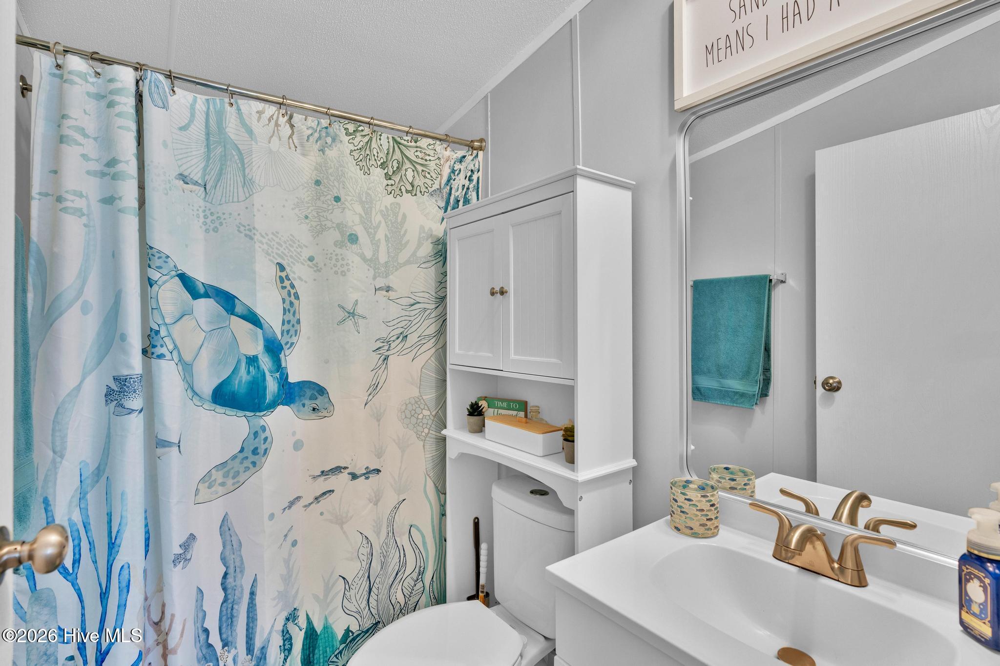 100559189 | Photo 31